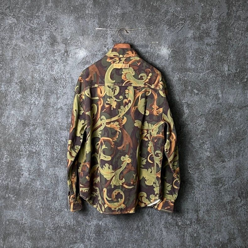 Versace Versace Medusa button-down camouflage cotton denim jacket Size US L / EU 52-54 / 3 - 2 Thumbnail