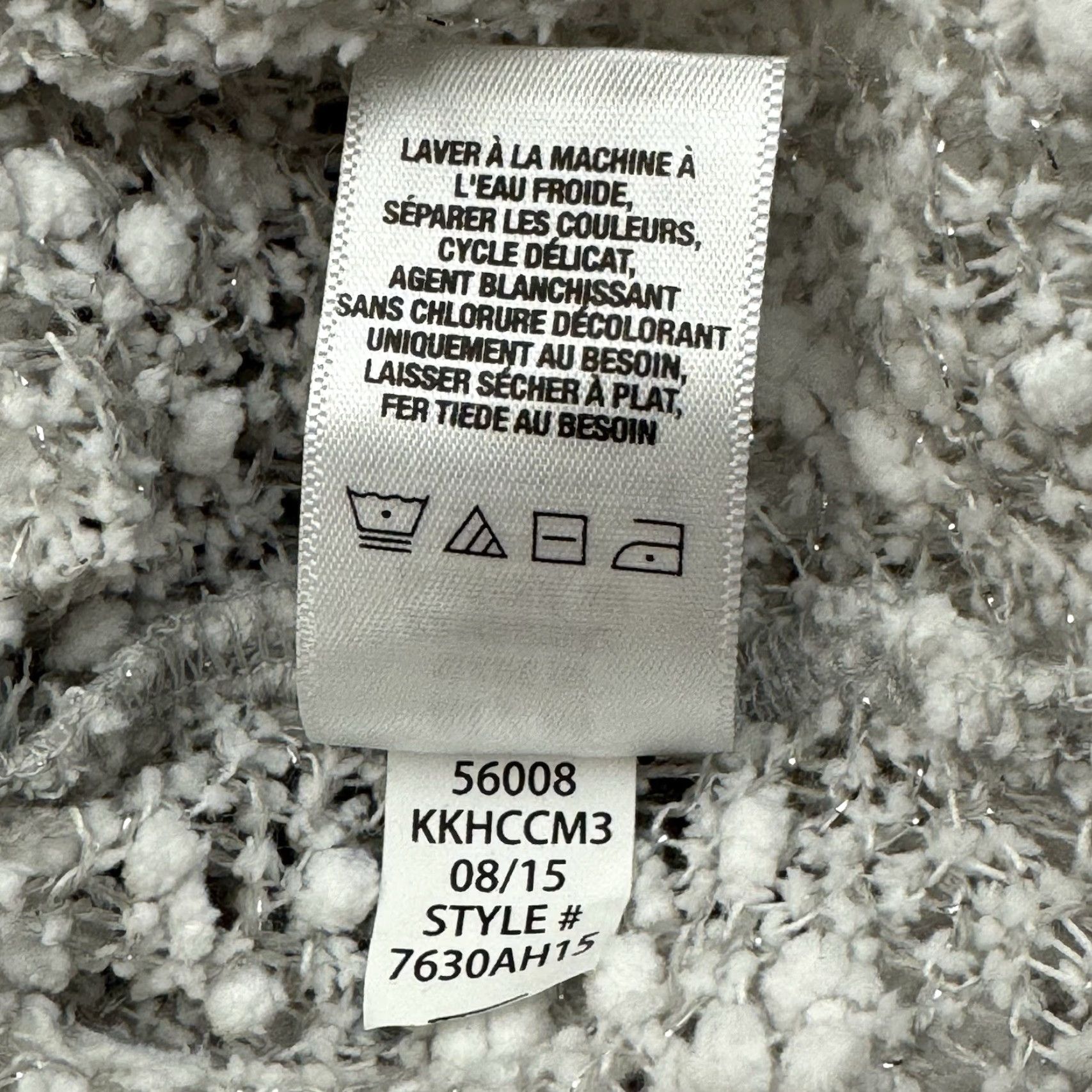 Vintage VINTAGE Aeropostale Women Popcorn Sweater Sz M Metallic Loose Knit Retro 90s Y2K Crew Neck Long Sleeve White Knit Pullover Casual Fall Winter Women Size S / US 4 / IT 40 - 7 Thumbnail