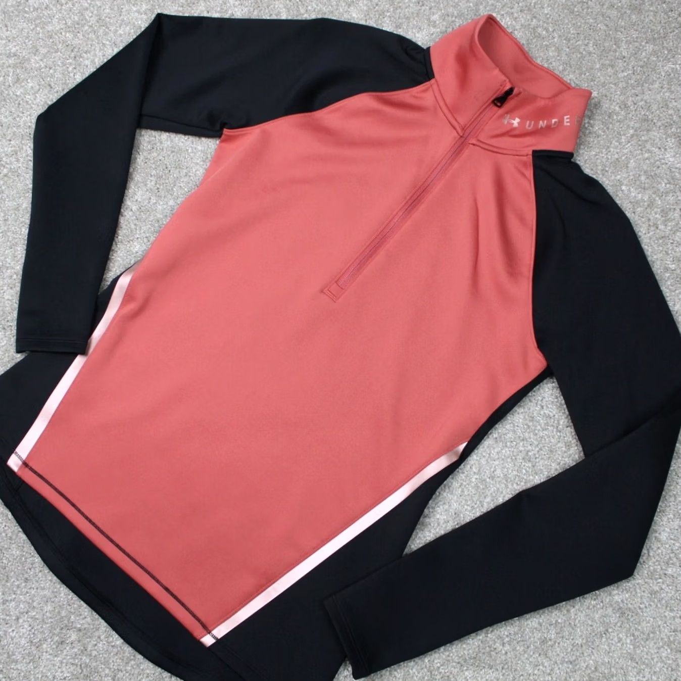 Under Armour Under Armour Sweatshirt Women Medium Pink/Black 1/2 Zip Pullover Polyester Stretch L/S Size M / US 6-8 / IT 42-44 - 3 Thumbnail
