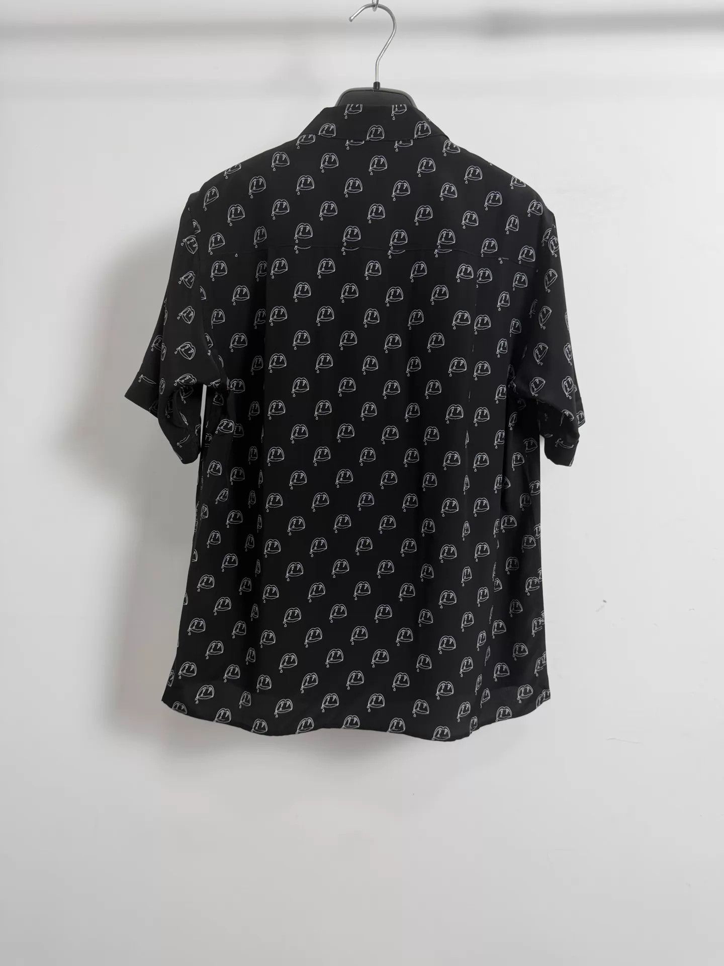 Saint Laurent Paris Saint Laurent 14ss Black Silk Vampire Fangs Shirt 37 XS Size US XS / EU 42 / 0 - 2 Thumbnail