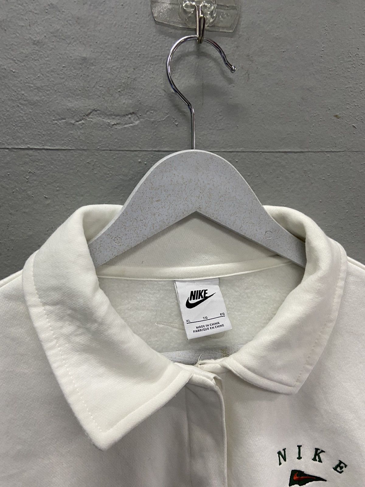 Nike NIKE THE SPORTS & ATHLETIC COMPANY OVERSIZED CROP Size XL / US 12-14 / IT 48-50 - 2 Thumbnail