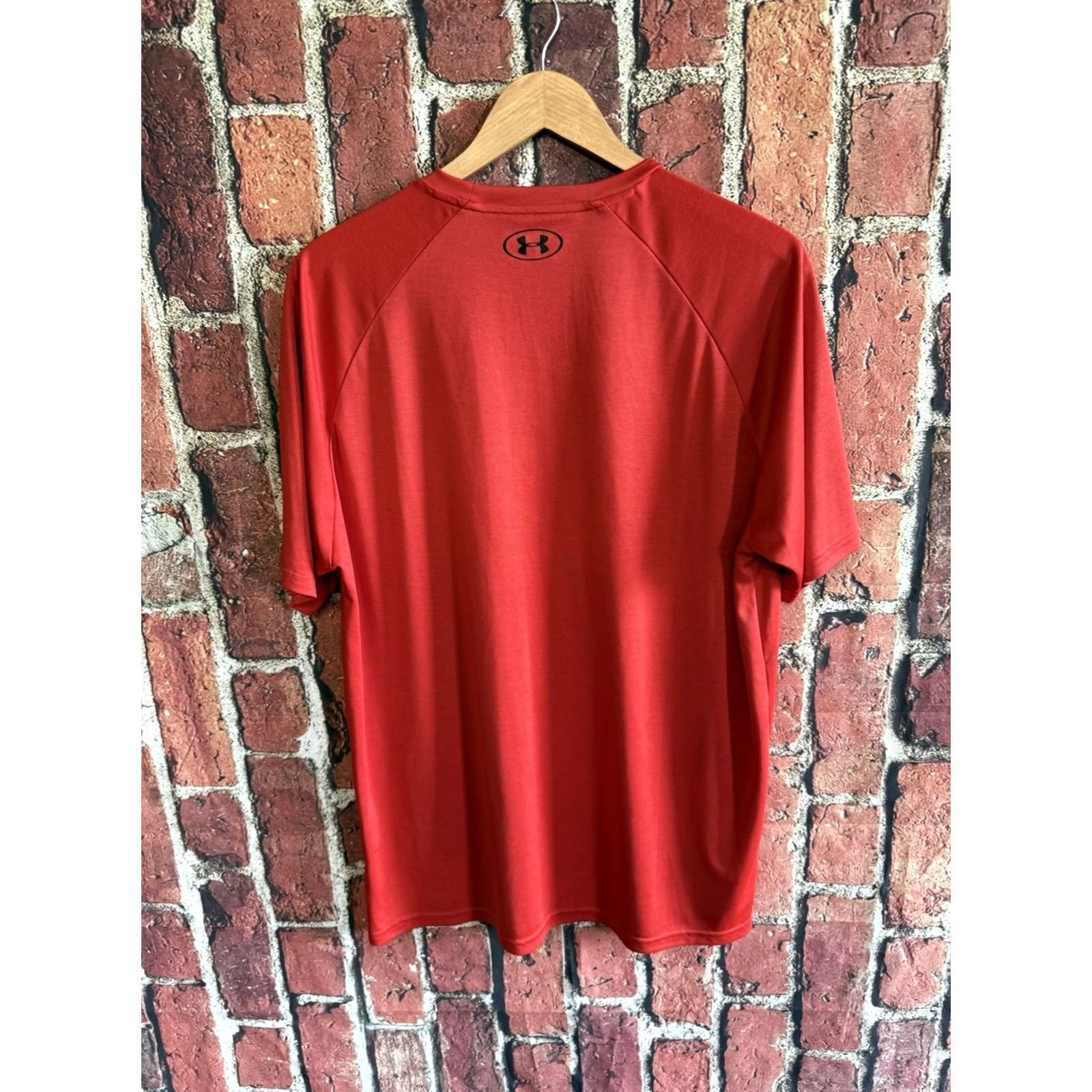 Under Armour Under Armour Mens Red Short Sleeve Athletic Shirt XL T-Shirt Pullover Activewear Mens XL Red Short Sleeve Under Armour Shirt Size US XL / EU 56 / 4 - 2 Thumbnail