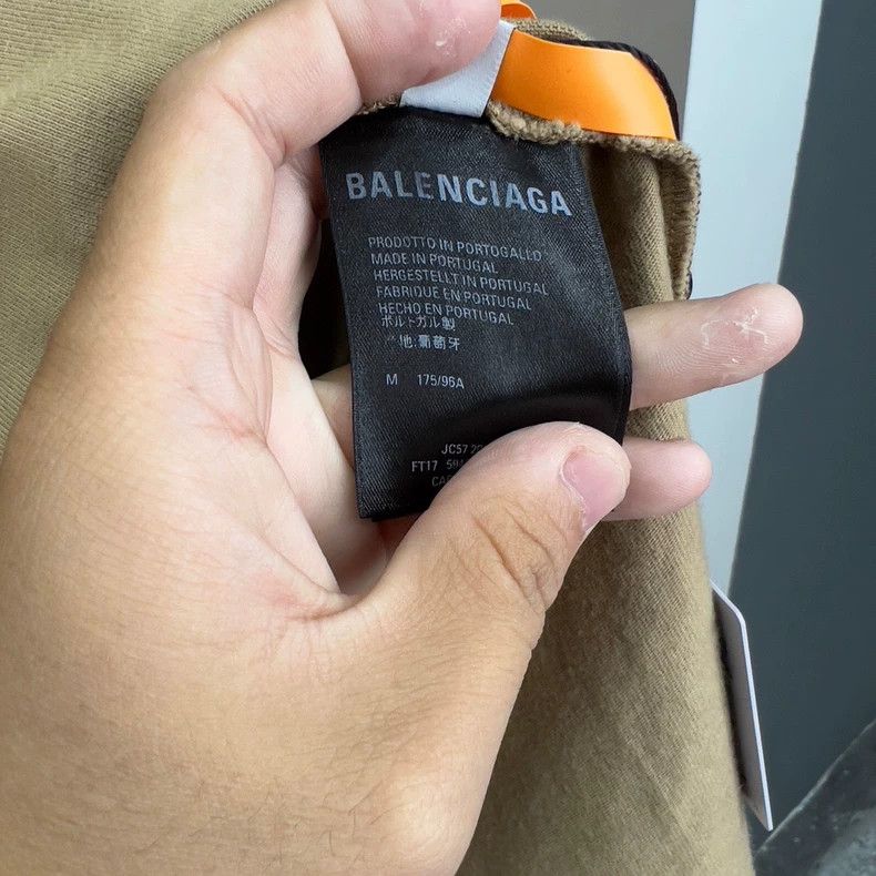 Balenciaga Balenciaga Khaki Crown Short Sleeve Size US M / EU 48-50 / 2 - 4 Thumbnail