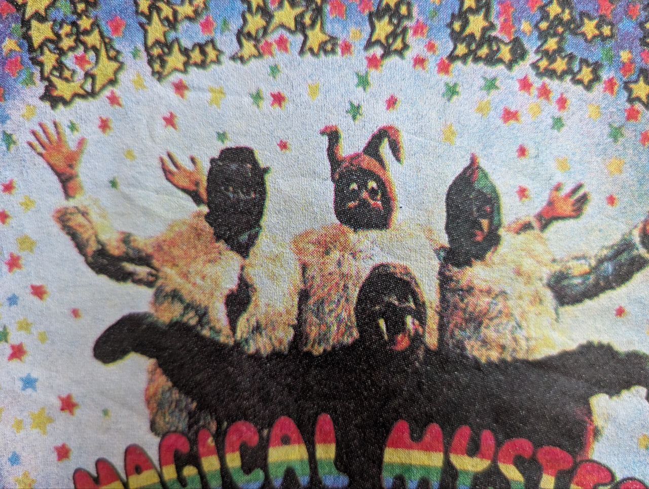 Vintage vintage 90s THE BEATLES magical mystery tour sweatshirts Size US M / EU 48-50 / 2 - 4 Thumbnail