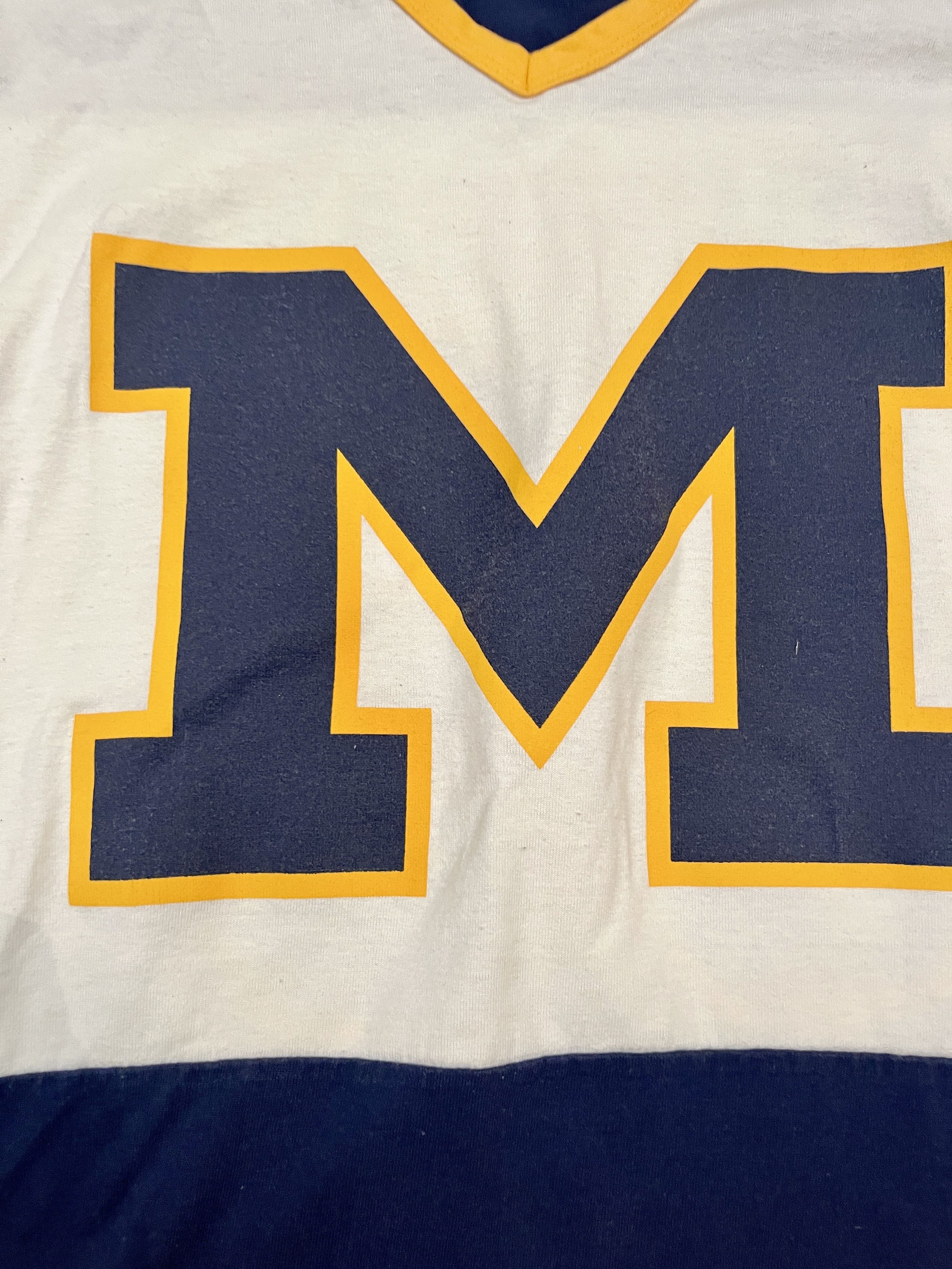 Vintage Vintage 90s Nutmeg Michigan Wolverines Hockey Jersey Top XL Size US XL / EU 56 / 4 - 2 Thumbnail