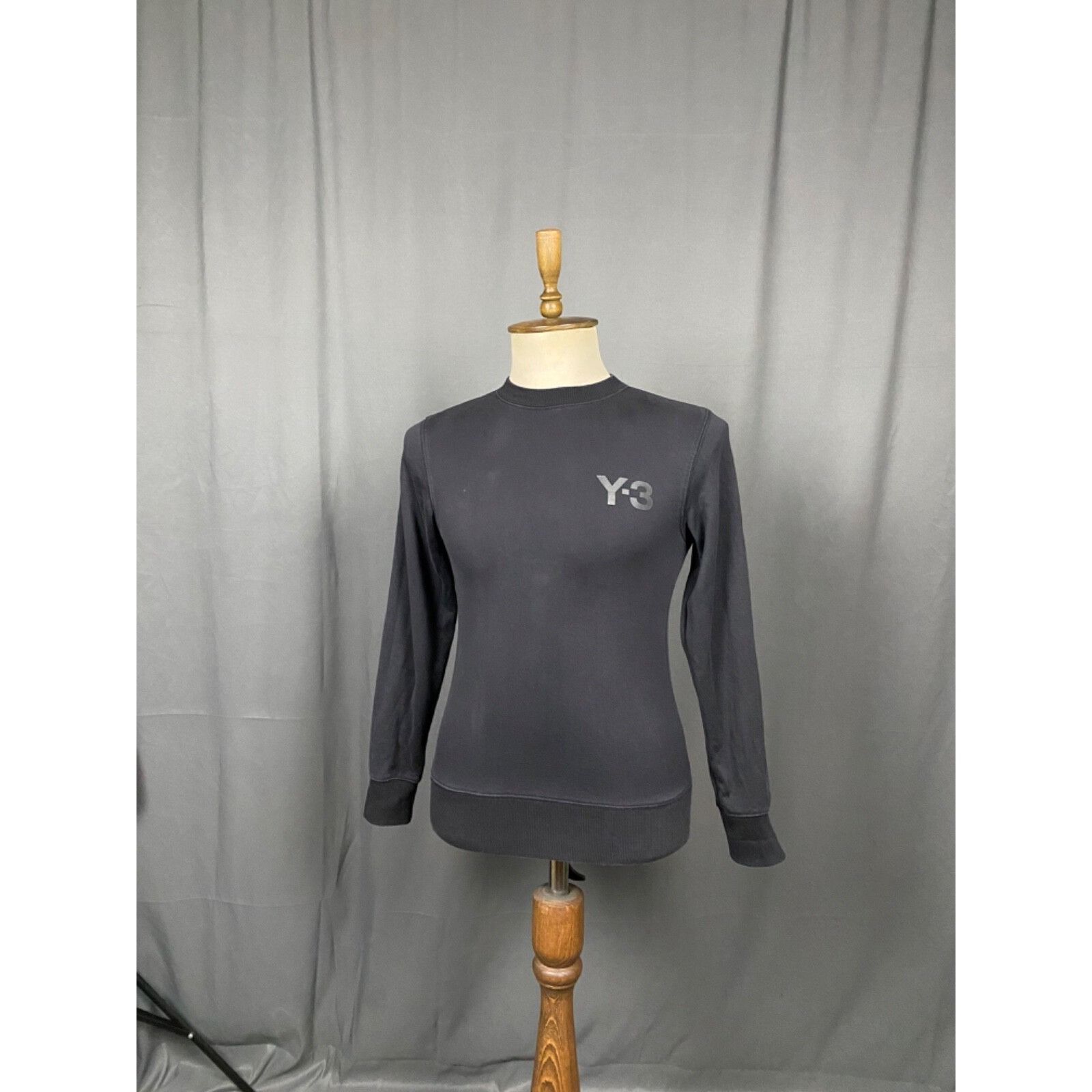 Y-3 Y-3 x Adidas Small Logo Men's Black Crewneck Sweatshirt Swea Size US XS / EU 42 / 0 - 4 Thumbnail