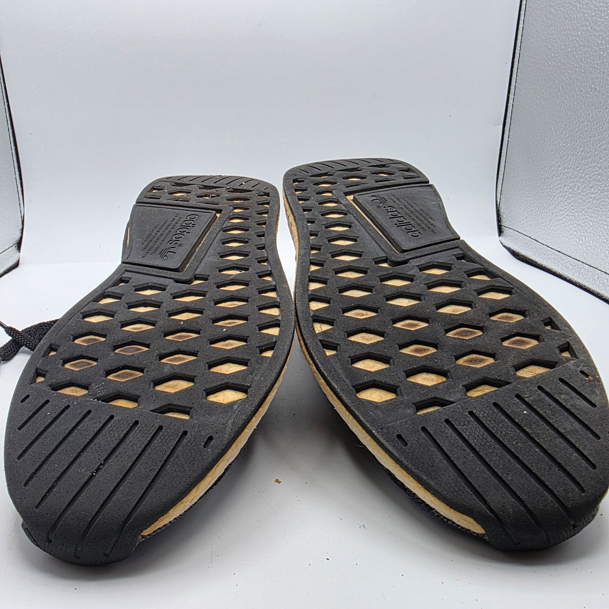 Adidas Adidas NMD_R2 PK Mens 11 Black Primeknit Running Shoes Sampl Size US 11 / EU 44 - 11 Thumbnail