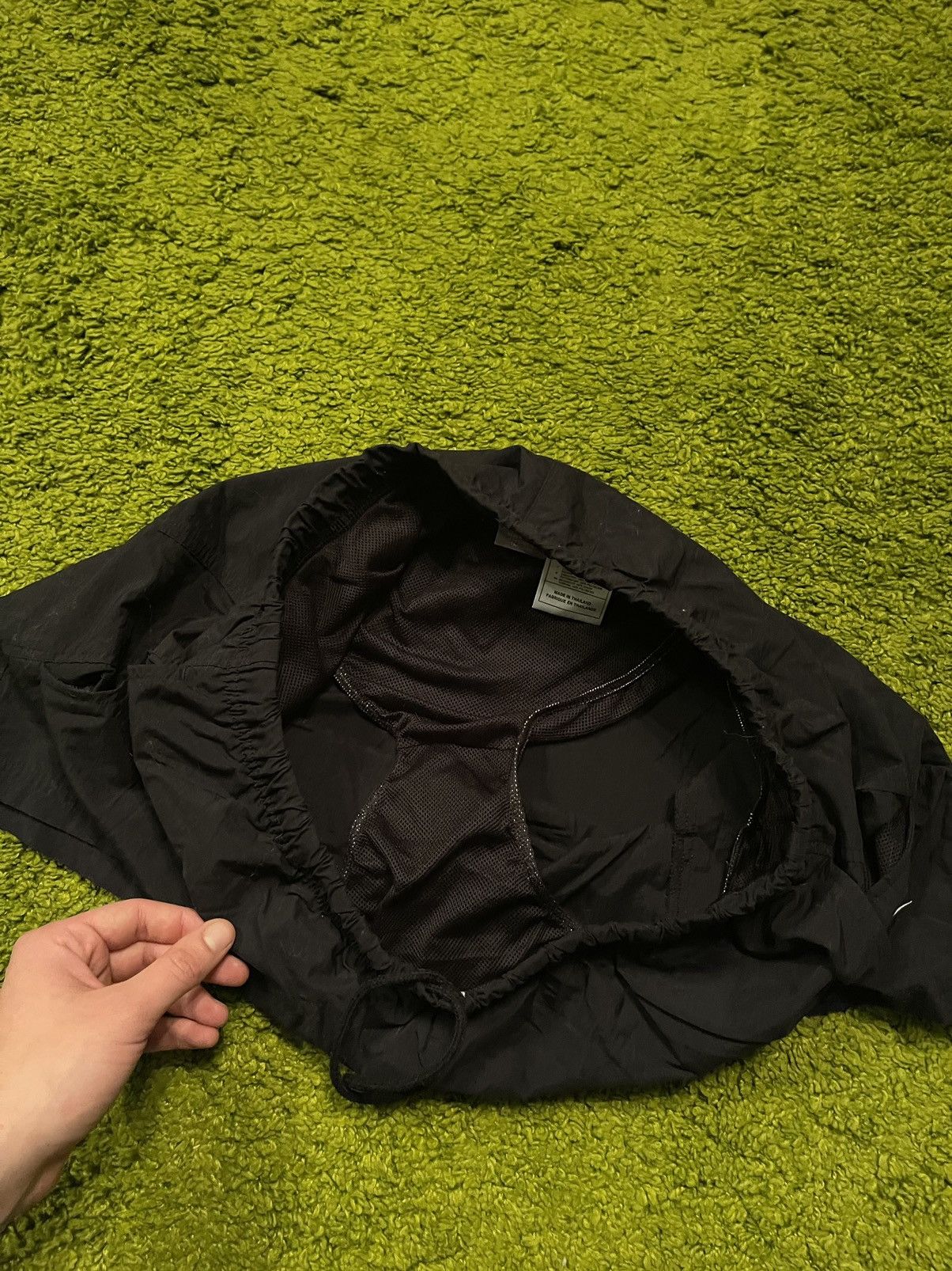 Nike × Vintage Nike 2000s vintage swoosh logo nylon black shorts Size US 34 / EU 50 - 7 Thumbnail