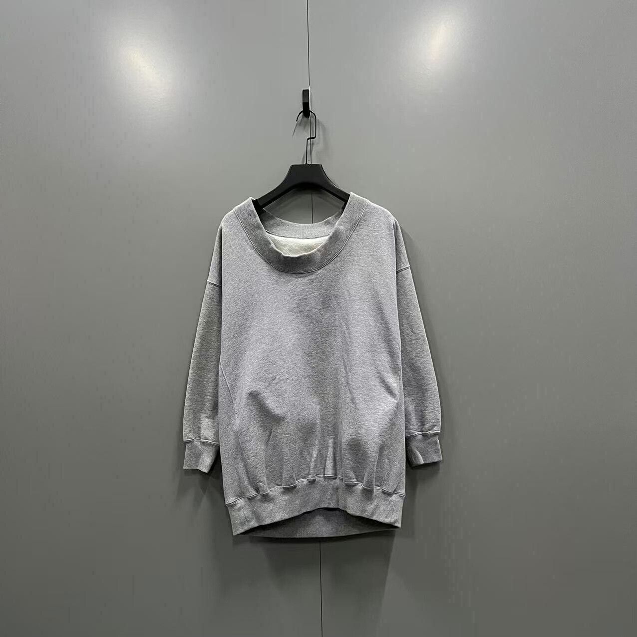 Balenciaga balenciaga gray embroidered double b sweatshirt Size US S / EU 44-46 / 1 - 1 Thumbnail