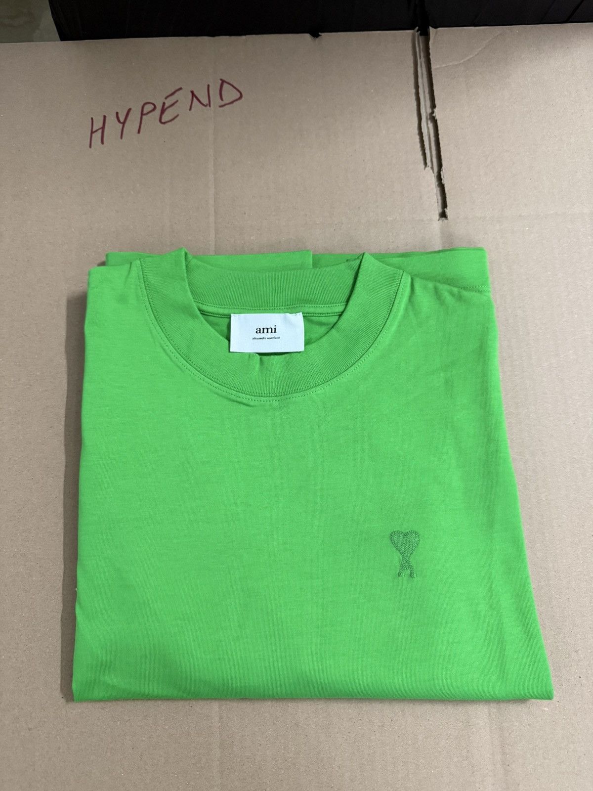 AMI Ami Paris Tonal Heart T-Shirt NEW Size US S / EU 44-46 / 1 - 1 Thumbnail