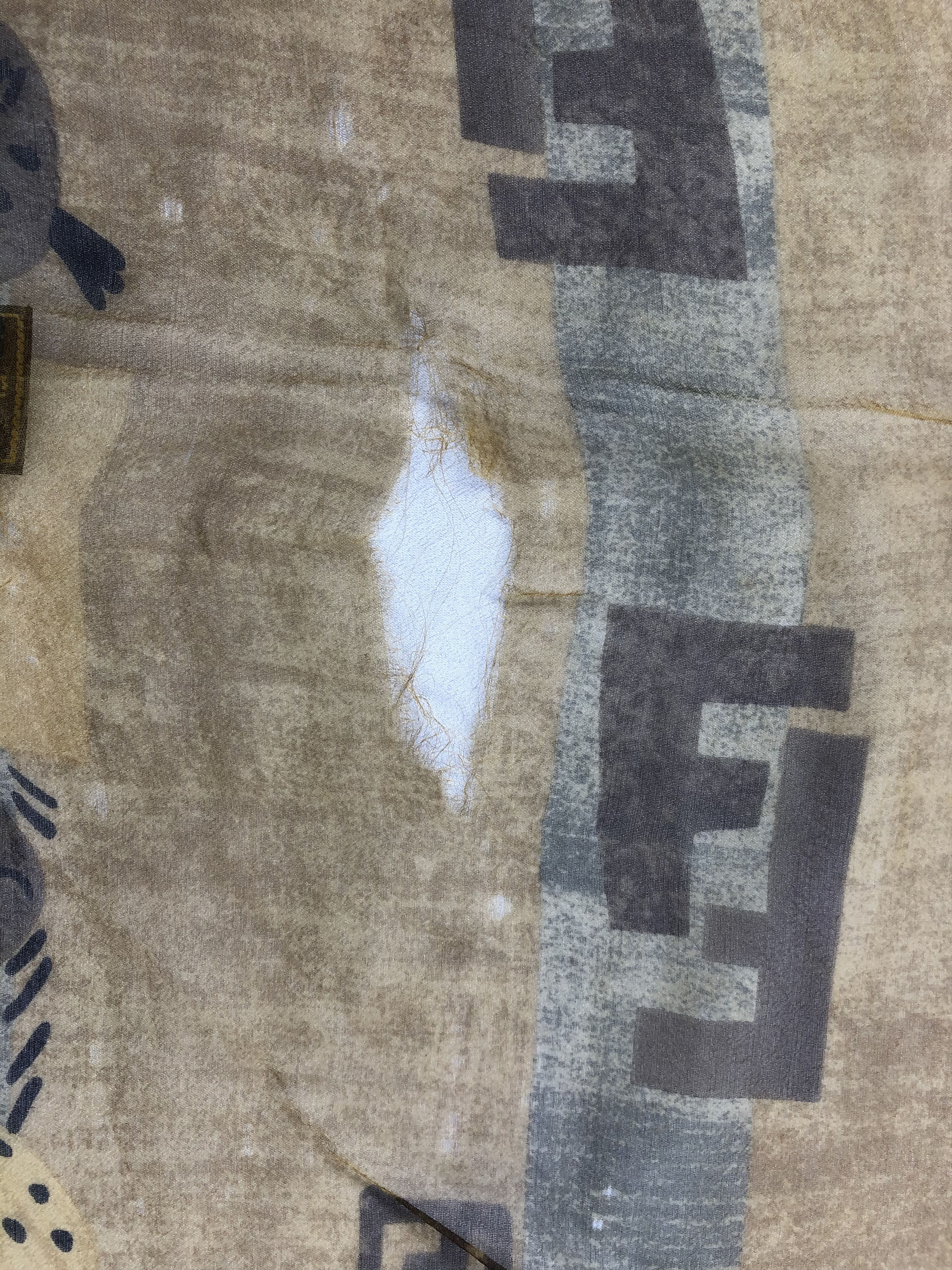 Vintage Vintage Fendi Silk Scarf Size ONE SIZE - 4 Thumbnail