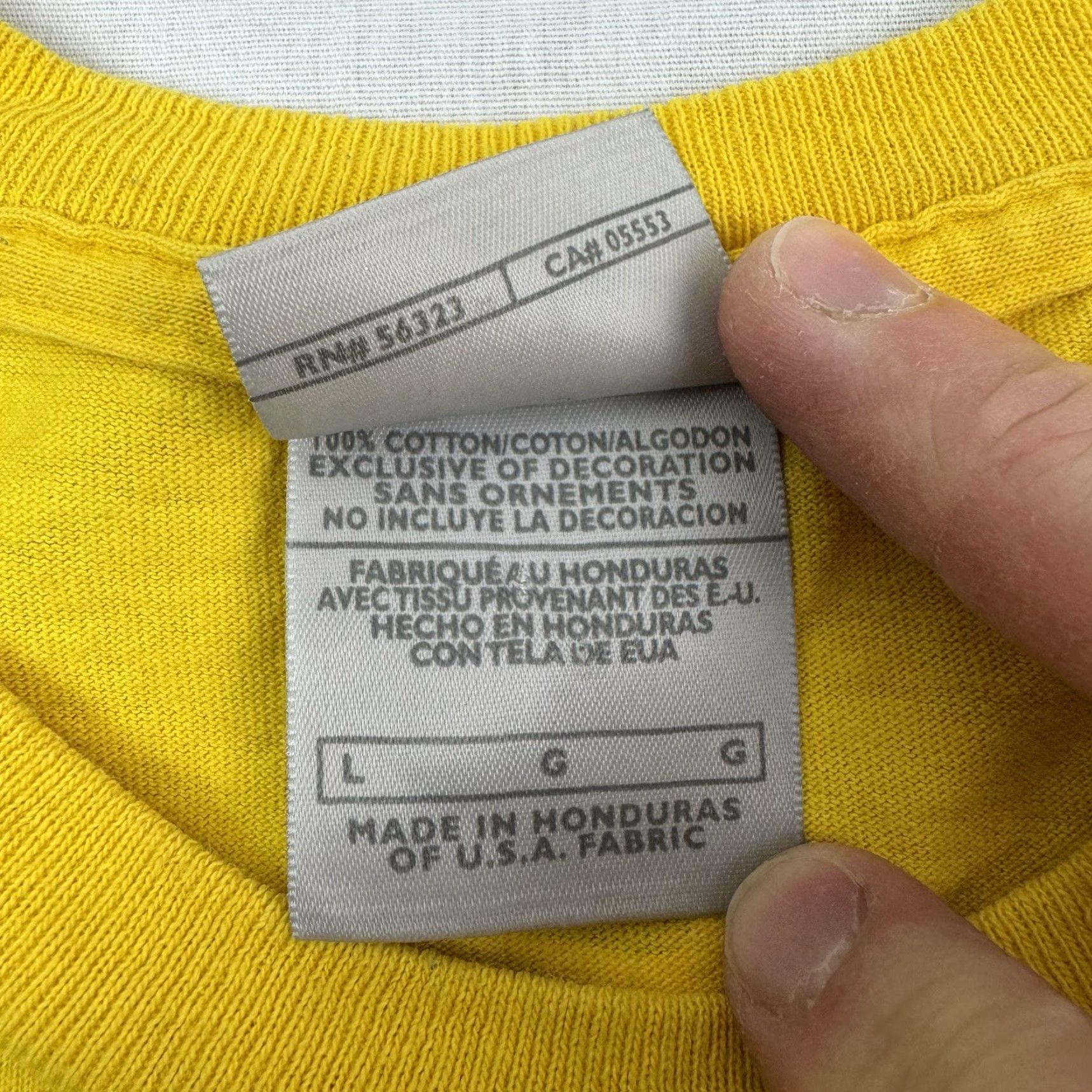 Nike VINTAGE Nike T-Shirt Adult Large Yellow 90s Y2K Sports Mens Size US L / EU 52-54 / 3 - 5 Thumbnail