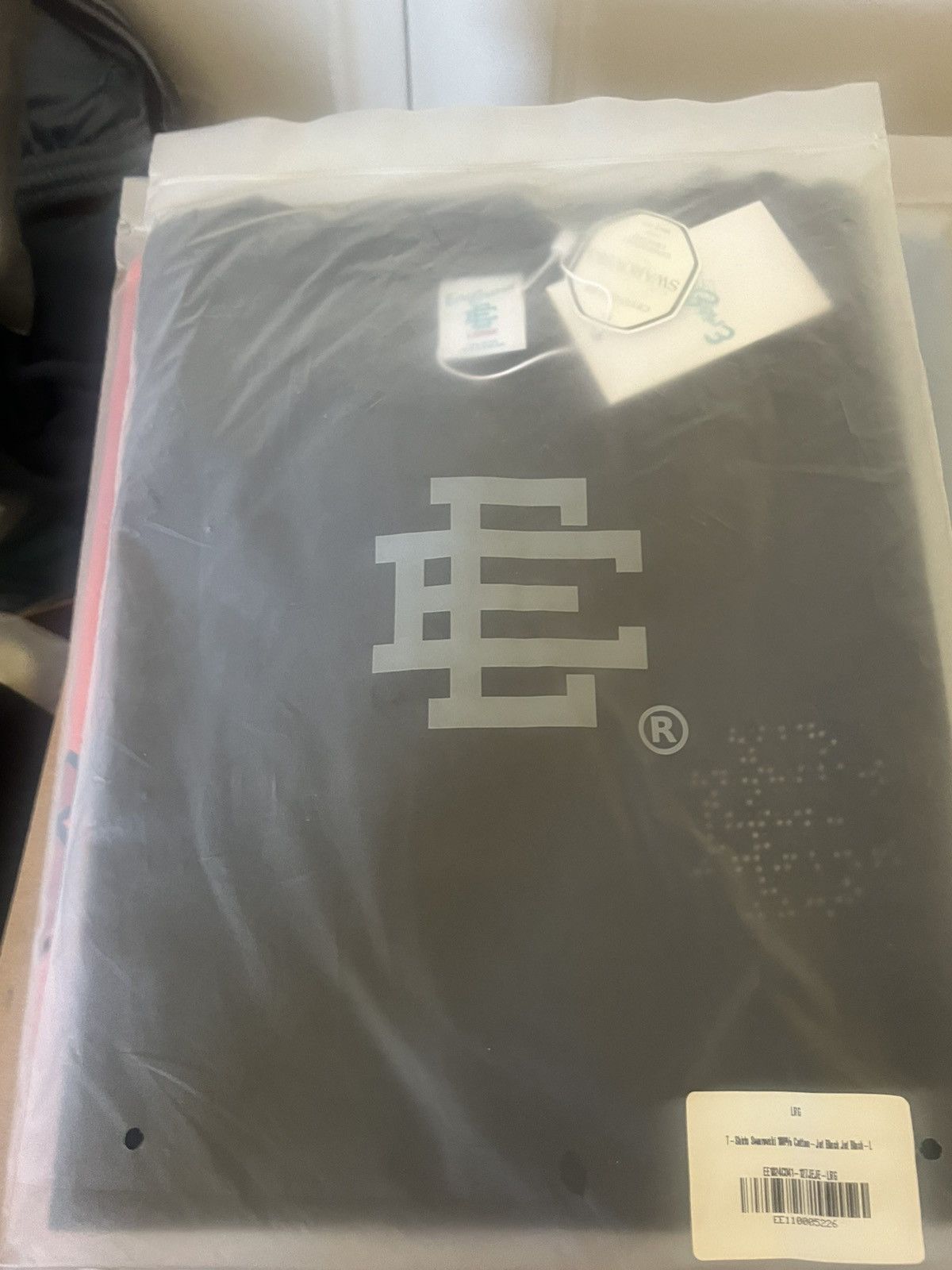 Eric Emanuel Eric Emanuel EE black Swarovski crystals tee shirt large Size US L / EU 52-54 / 3 - 2 Thumbnail