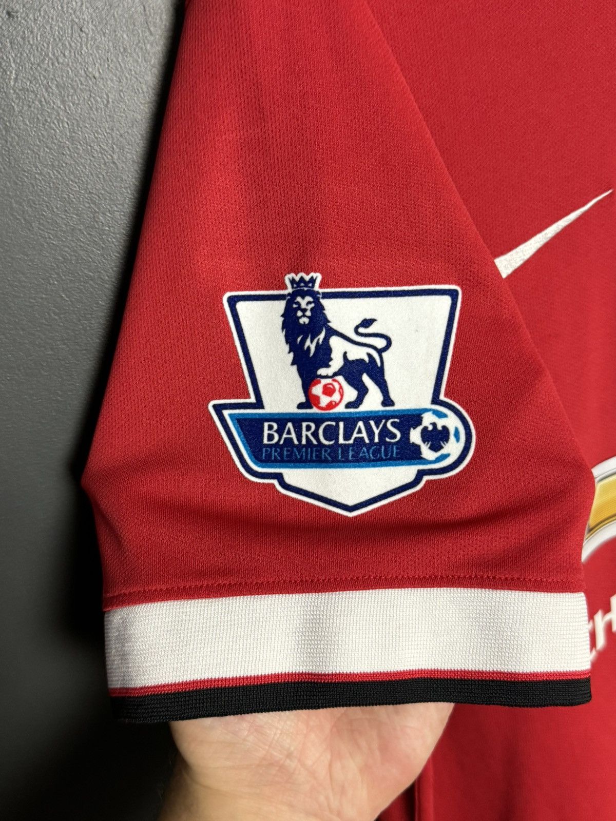 Nike Manchester United 14/15 Home Di Maria Football Jersey Size US L / EU 52-54 / 3 - 5 Thumbnail