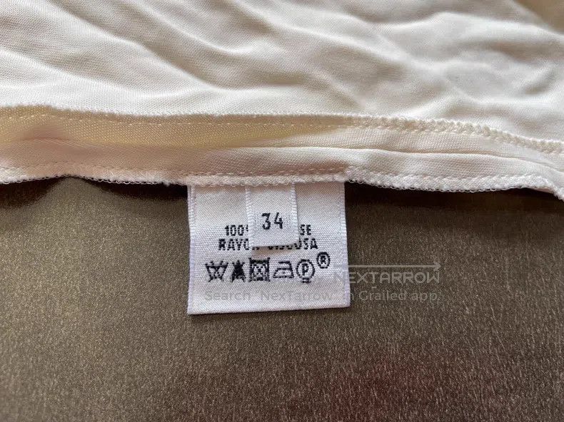 Hermes Hermes Beige V-Neck Knit Top Size XXS / US 00 / IT 34 - 9 Thumbnail
