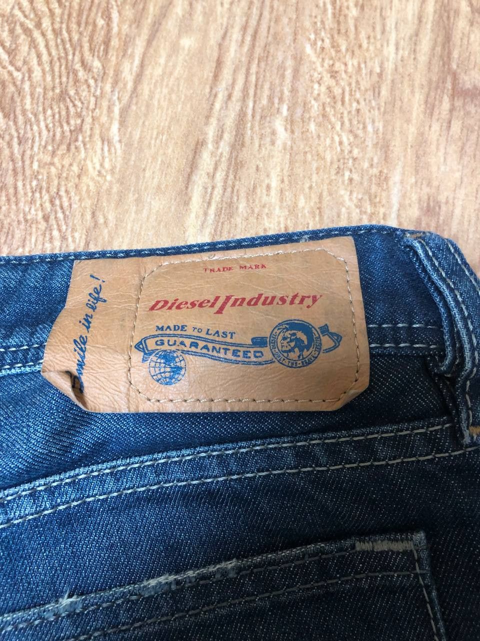 Diesel Crazy Crash Dirty Baggy Faded Jean Japan Avant Garde Style Size US 36 / EU 52 - 9 Thumbnail