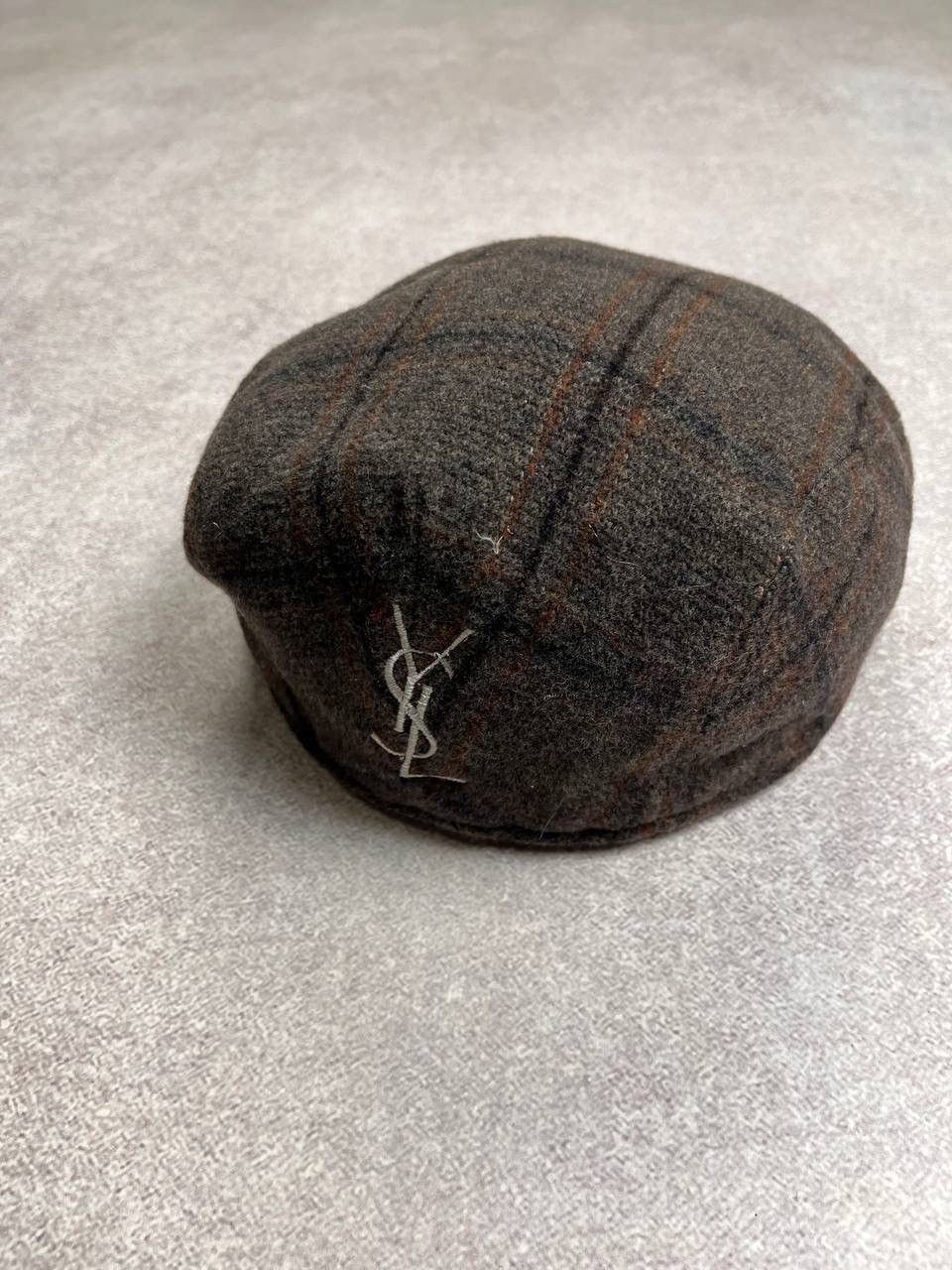 Saint Laurent Paris × Vintage × Yves Saint Laurent VINTAGE YSL YVES SAINT LAURENT BIG LOGO BERET HAT OS Size ONE SIZE - 7 Thumbnail