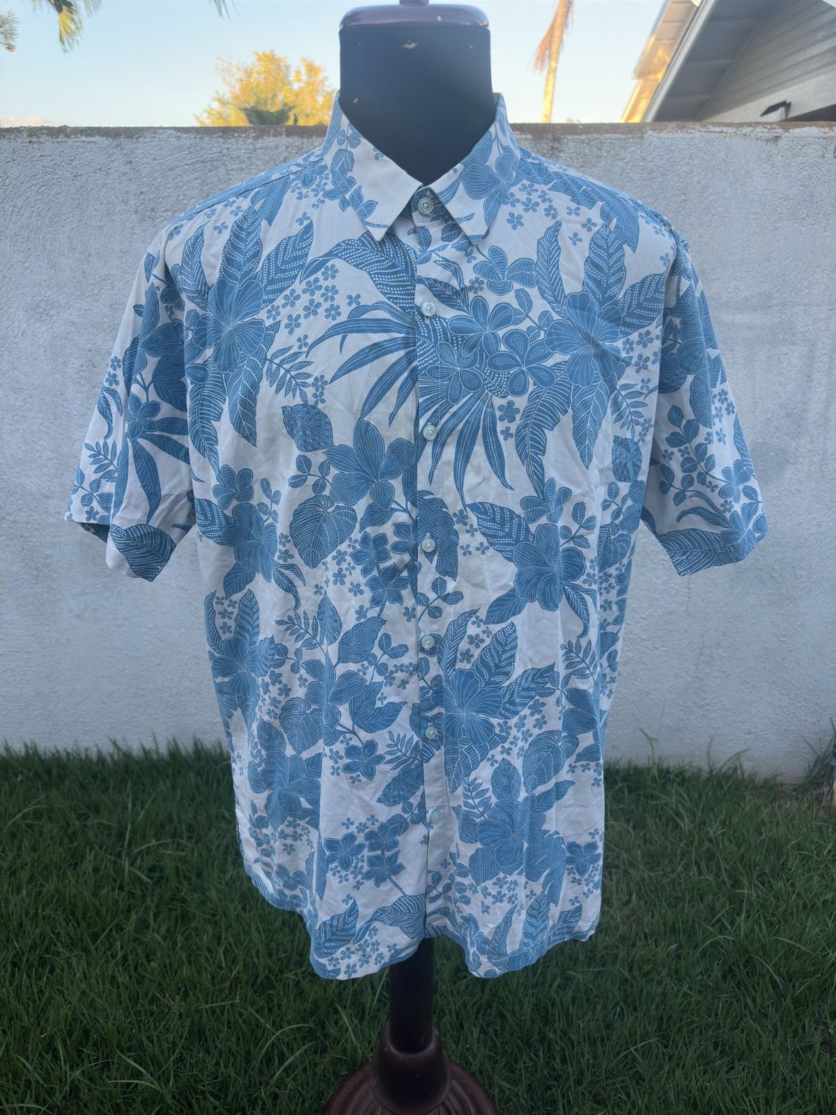 Tori Richard PreOwned Tori Richard Hawaiian Print Blue/White Men's L Size US L / EU 52-54 / 3 - 1 Thumbnail