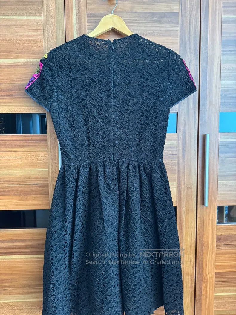Valentino Valentino Lace crochet classic dress skirt Size S / US 4 / IT 40 - 6 Thumbnail