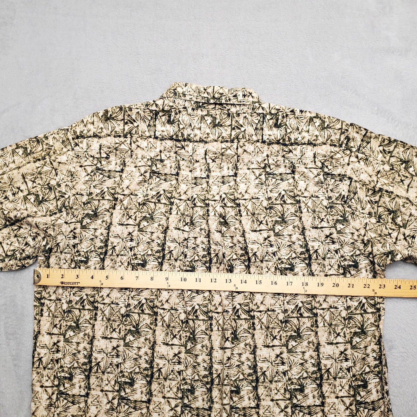 Vintage Galyans Linen Shirt Men L Green 55% Linen Short Sleeve Geometric VTG Comfort Button-Up Casual Travel Mens Size US L / EU 52-54 / 3 - 6 Thumbnail