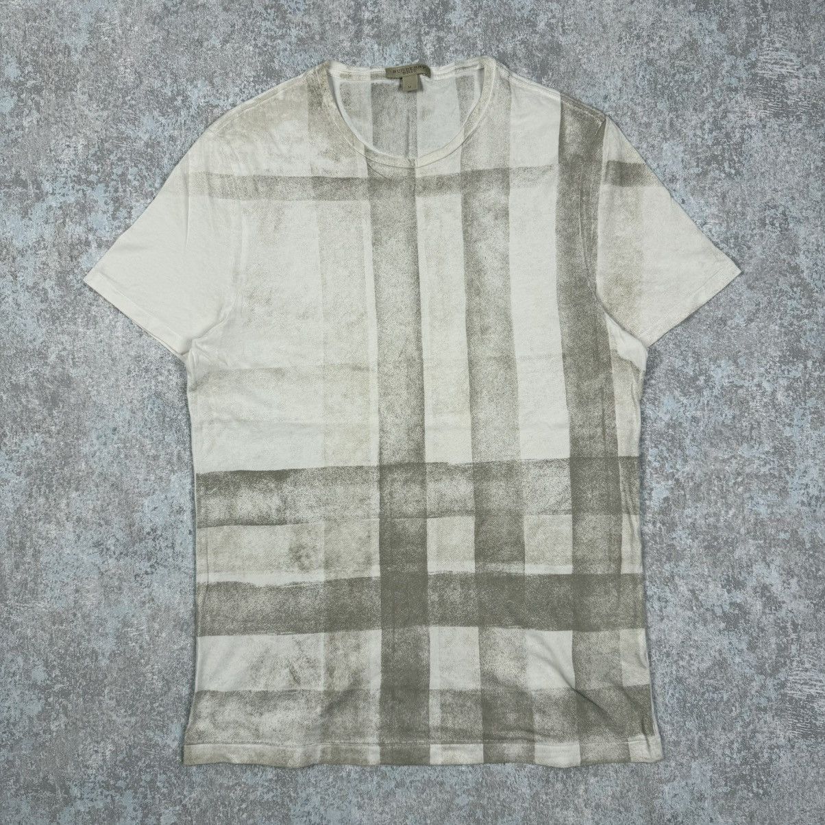 Burberry BURBERRY ALL OVER PRINTED NOVA CHECK T-SHIRT Size US M / EU 48-50 / 2 - 1 Thumbnail