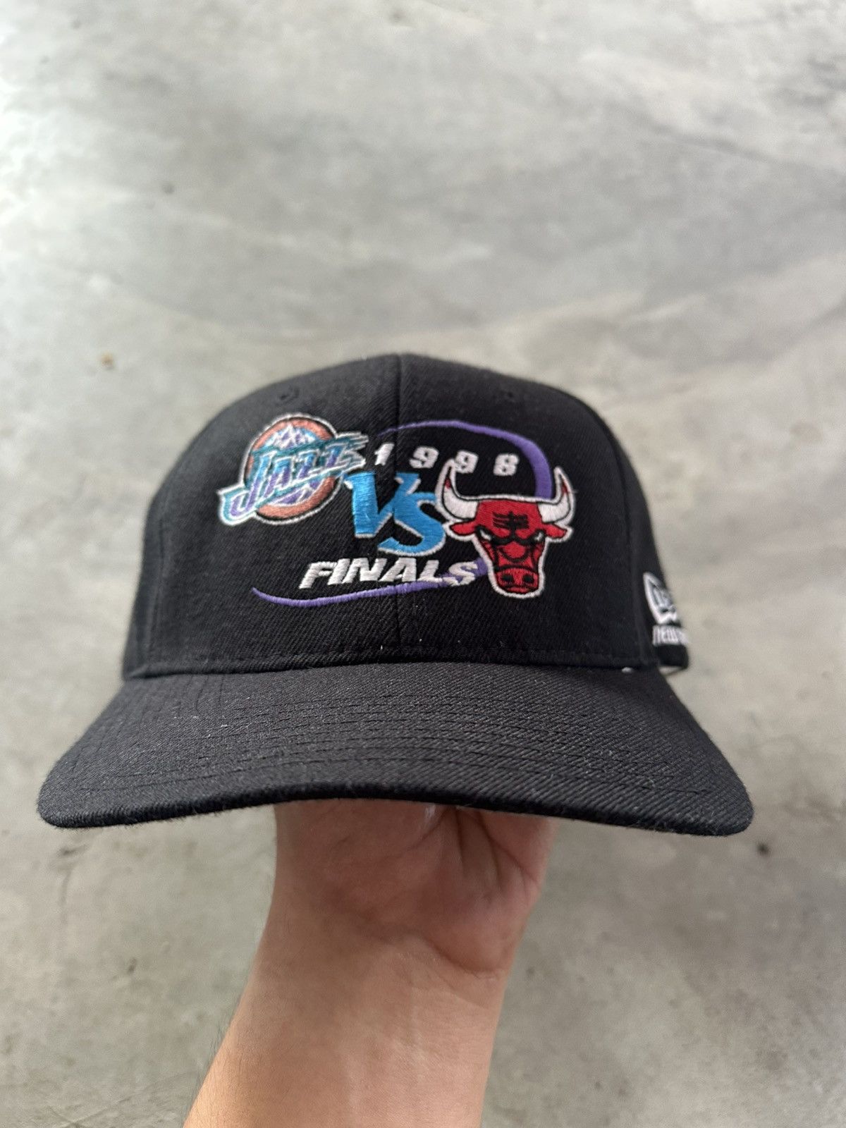 New Era Jazz Vs Bulls Final 1998 Vintage Cap Size ONE SIZE - 1 Thumbnail