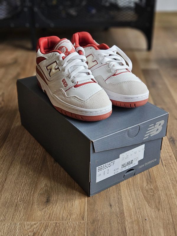 New Balance New Balance 550 38.5 Size US 6 / IT 36 - 1 Thumbnail