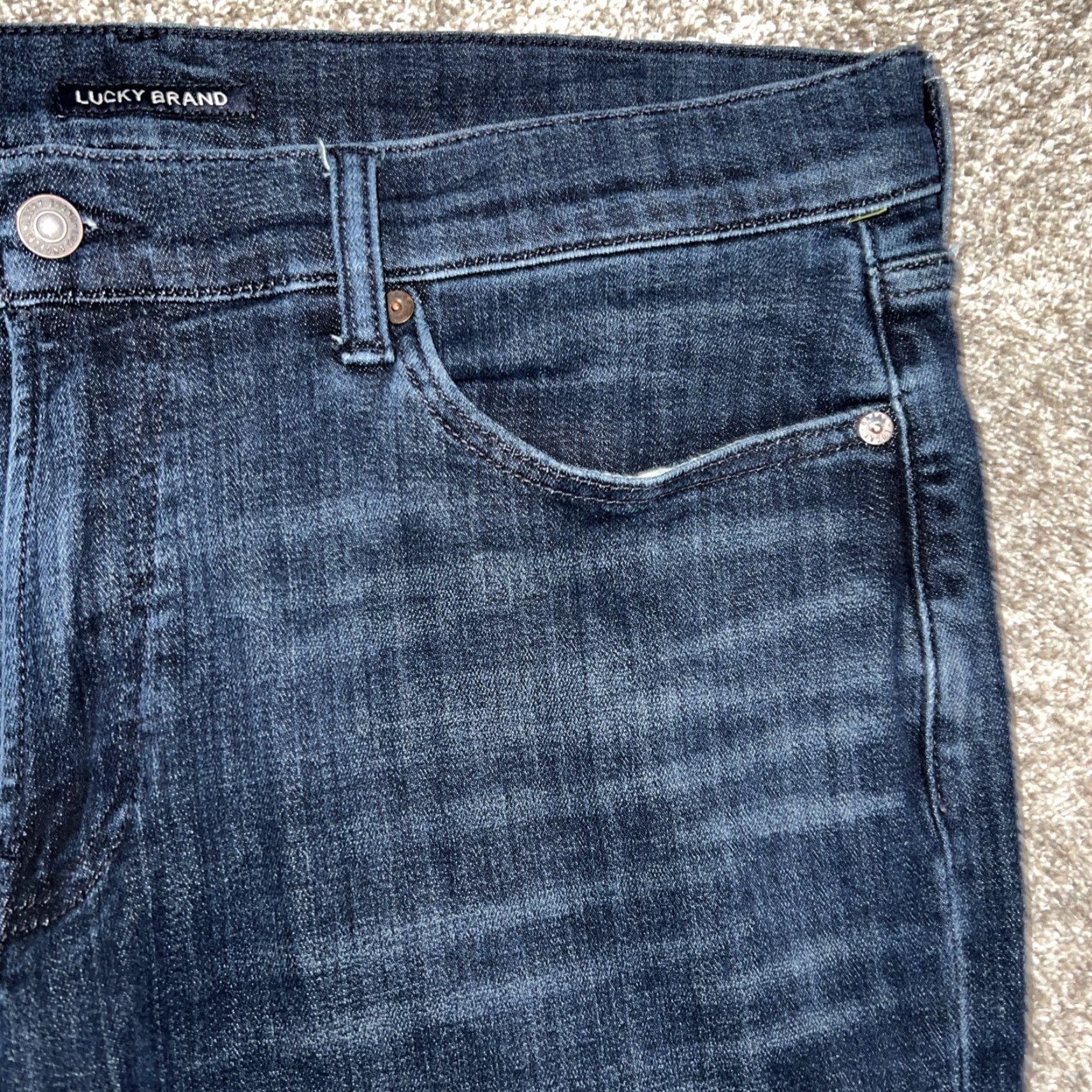 Lucky Brand Lucky Brand Jeans Men Dark Blue Straight 36x30 Inseam 30 Size 36 Regular Color Blue Size US 36 / EU 52 - 2 Thumbnail