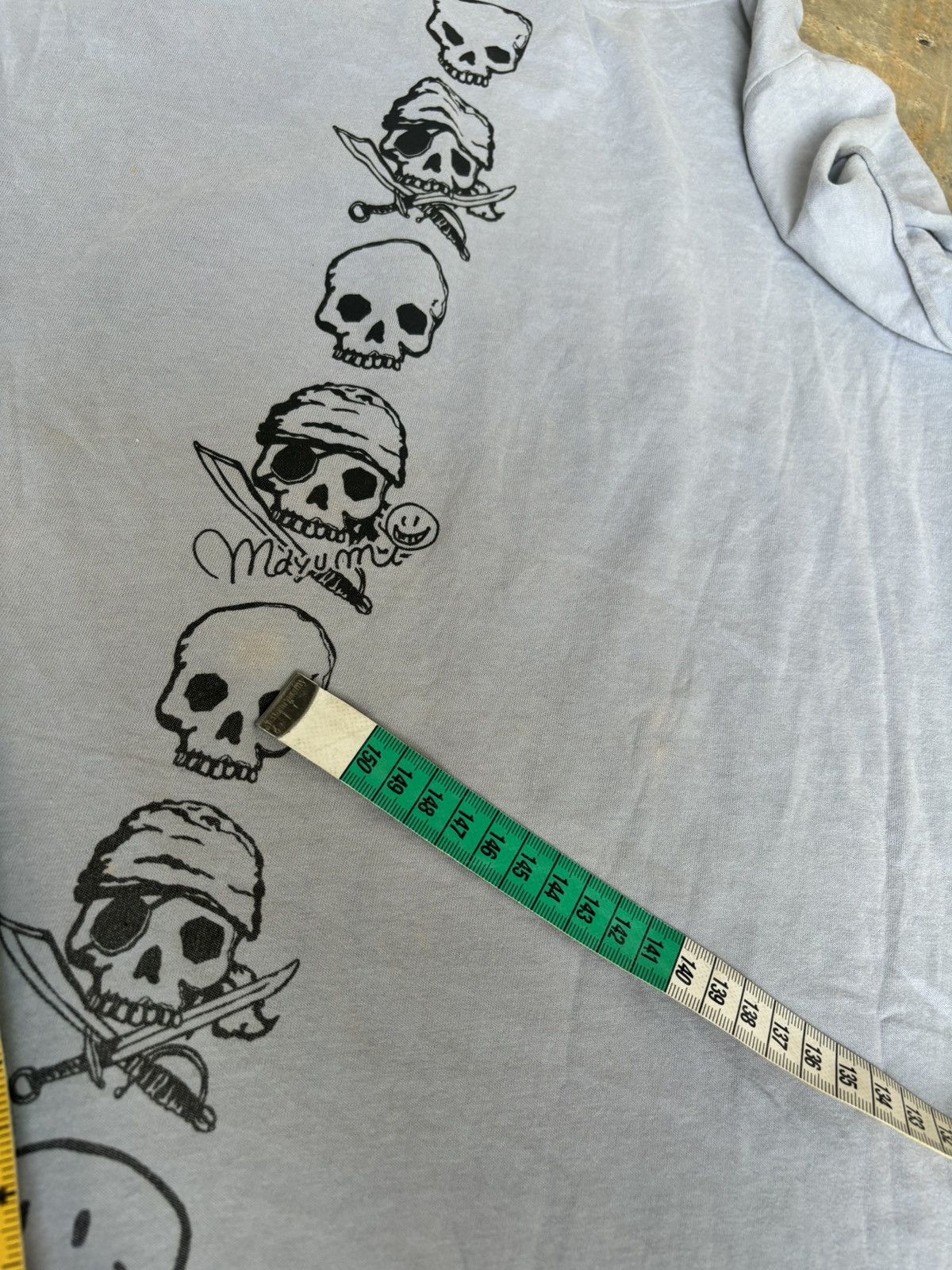 Uniqlo Y2k Skull Uniqlo Punk Style Tshirt Size US XL / EU 56 / 4 - 10 Thumbnail