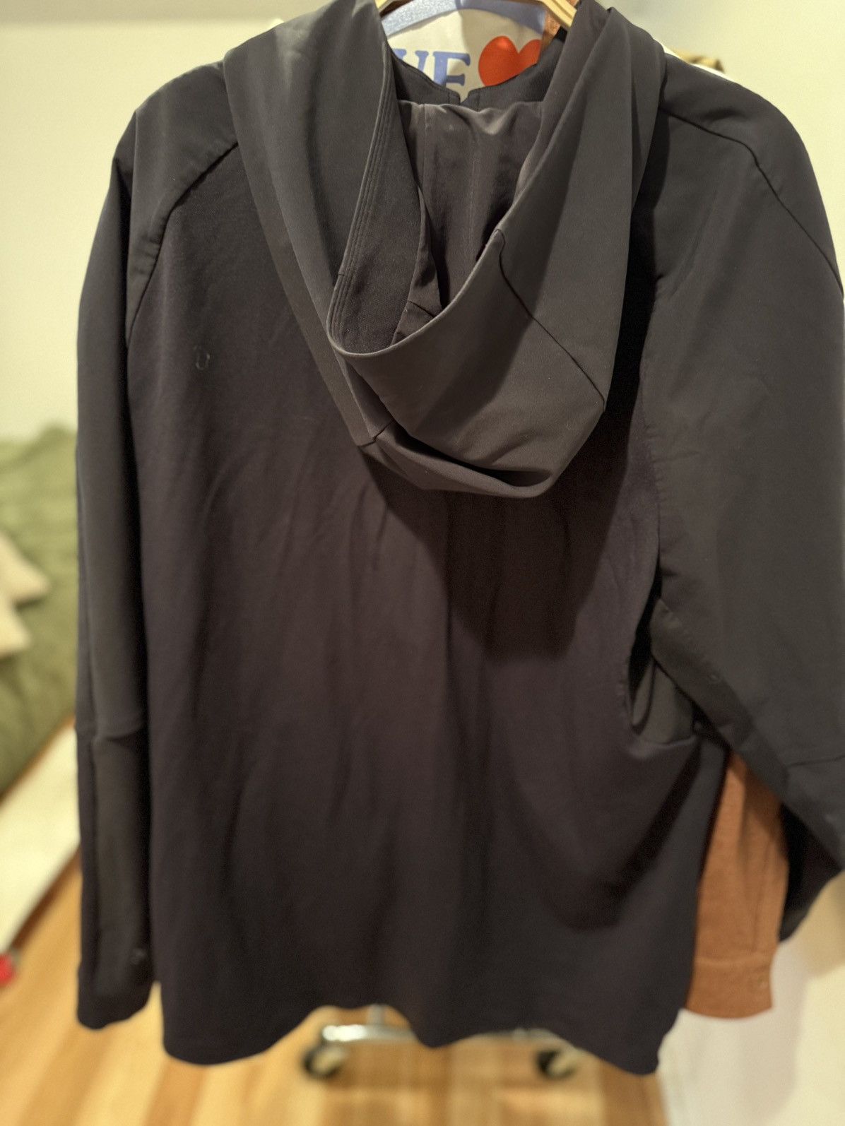 Lululemon Lululemon Black Windbreaker Size US XL / EU 56 / 4 - 2 Thumbnail