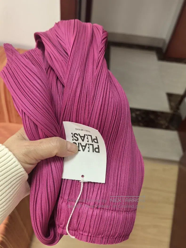 Issey Miyake Issey Miyake size:3 Bright Pink Straight-Leg Pants Size 31" - 4 Thumbnail