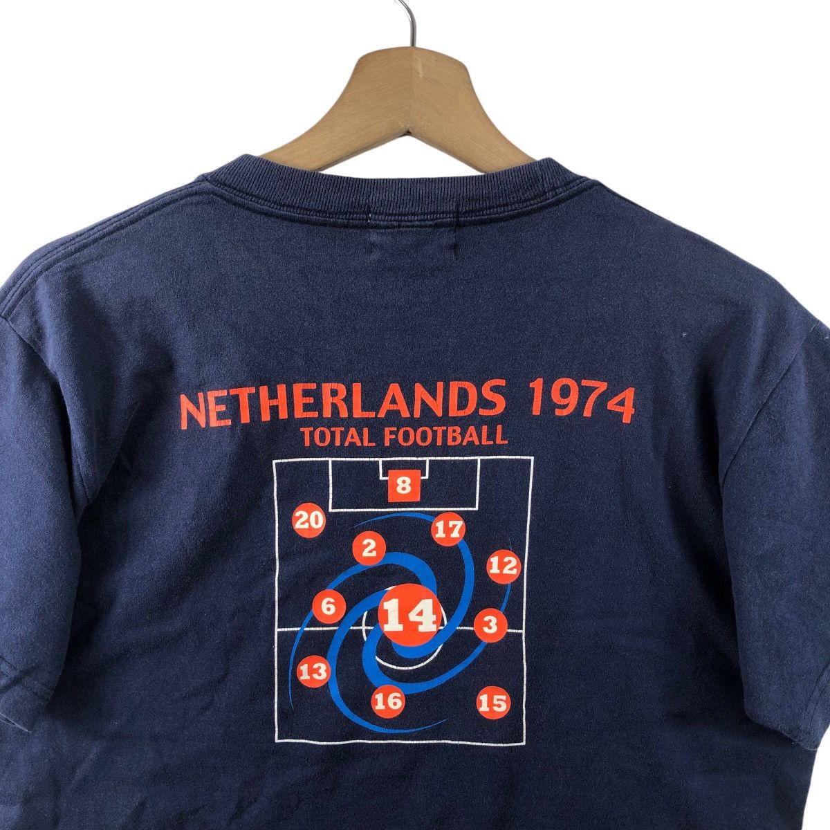 Vintage Vintage Matthews Trick Netherlands Total Football Tee Shirt Size US S / EU 44-46 / 1 - 4 Thumbnail