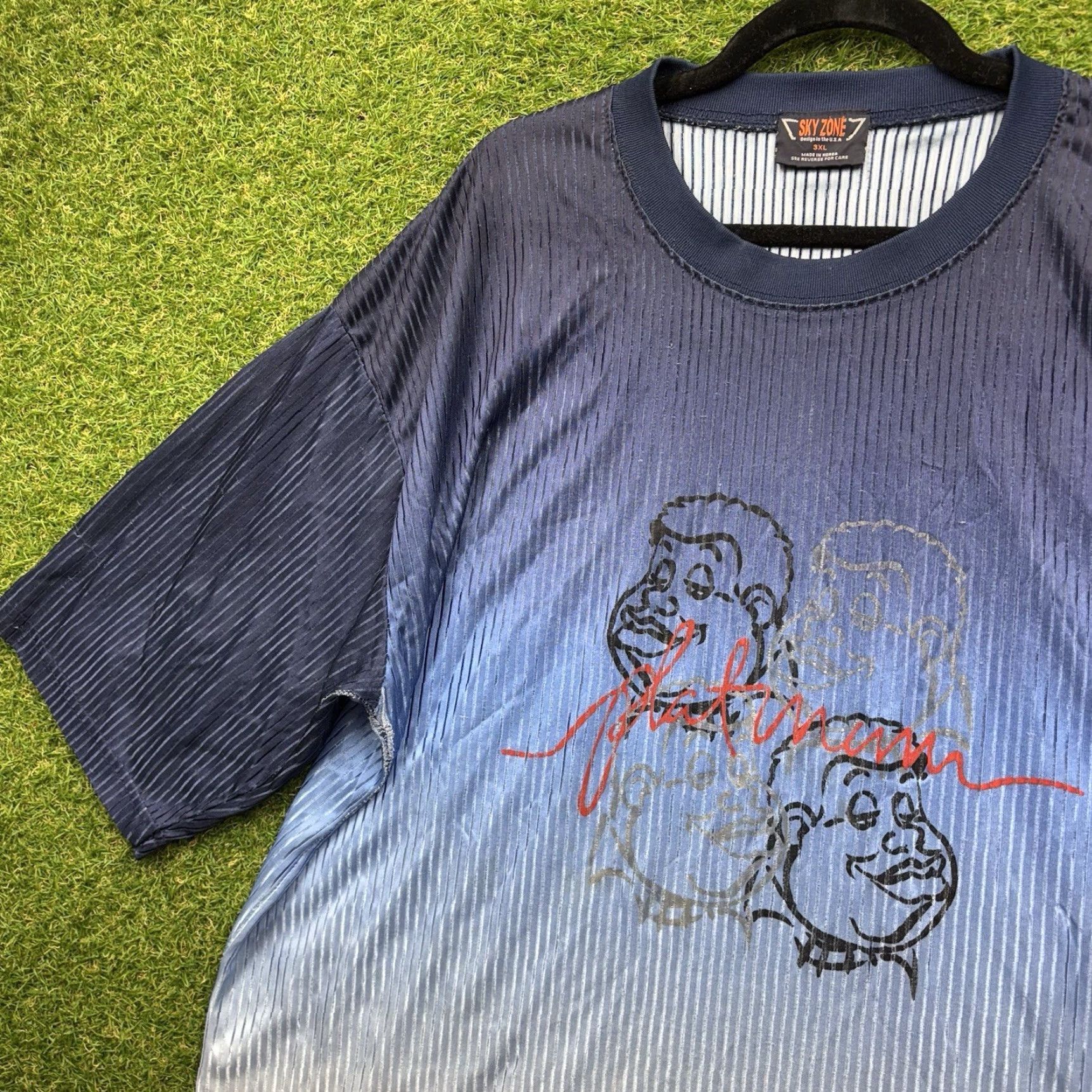 Velour VINTAGE Sky Zone Shirt Mens 3XL Blue Short Sleeve Velour Hip Hop 90s Y2K Embroidered Logo T-Shirt Fashion Size US XXL / EU 58 / 5 - 3 Thumbnail