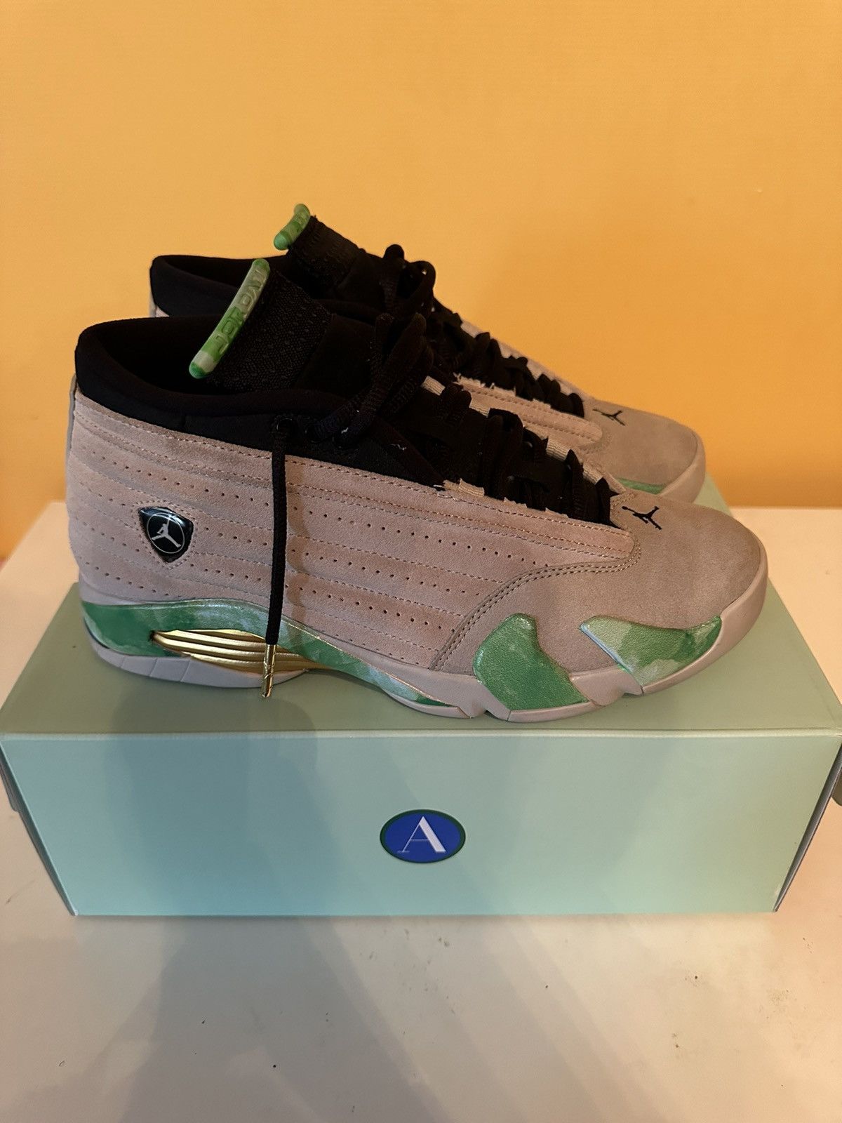 Jordan Brand Air Jordan 14 x Aleali May Fortune Size US 10 / IT 40 - 6 Thumbnail