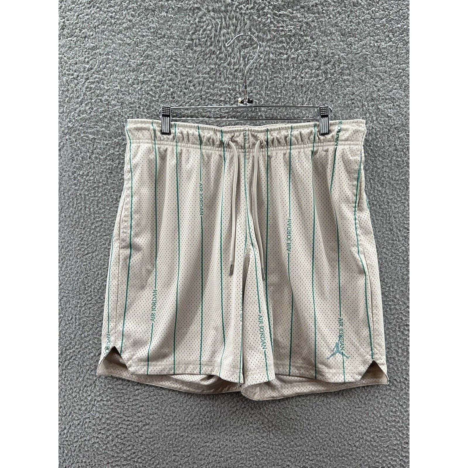 Essentials Jordan Men's Allover Printed Shorts DM1357-104 Size Medium Size US 34 / EU 50 - 1 Thumbnail