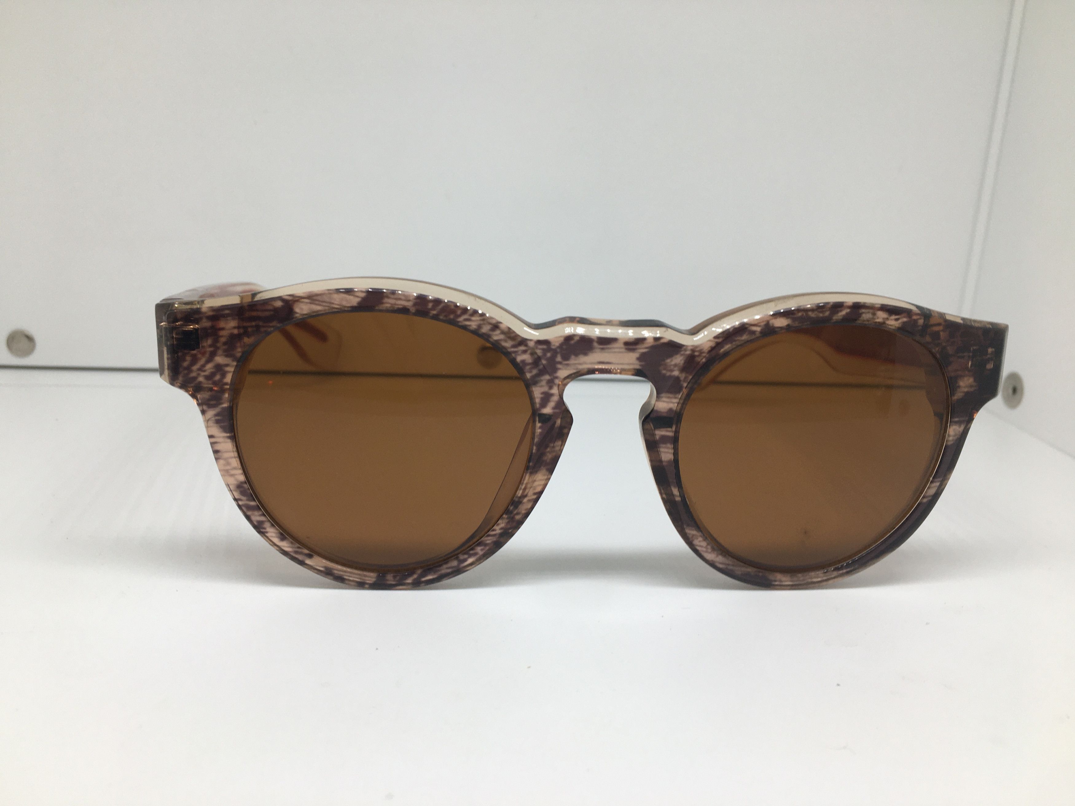 Vintage Vintage Hanmade Acetate Keyhole Sunglasses Frame Size ONE SIZE - 1 Thumbnail