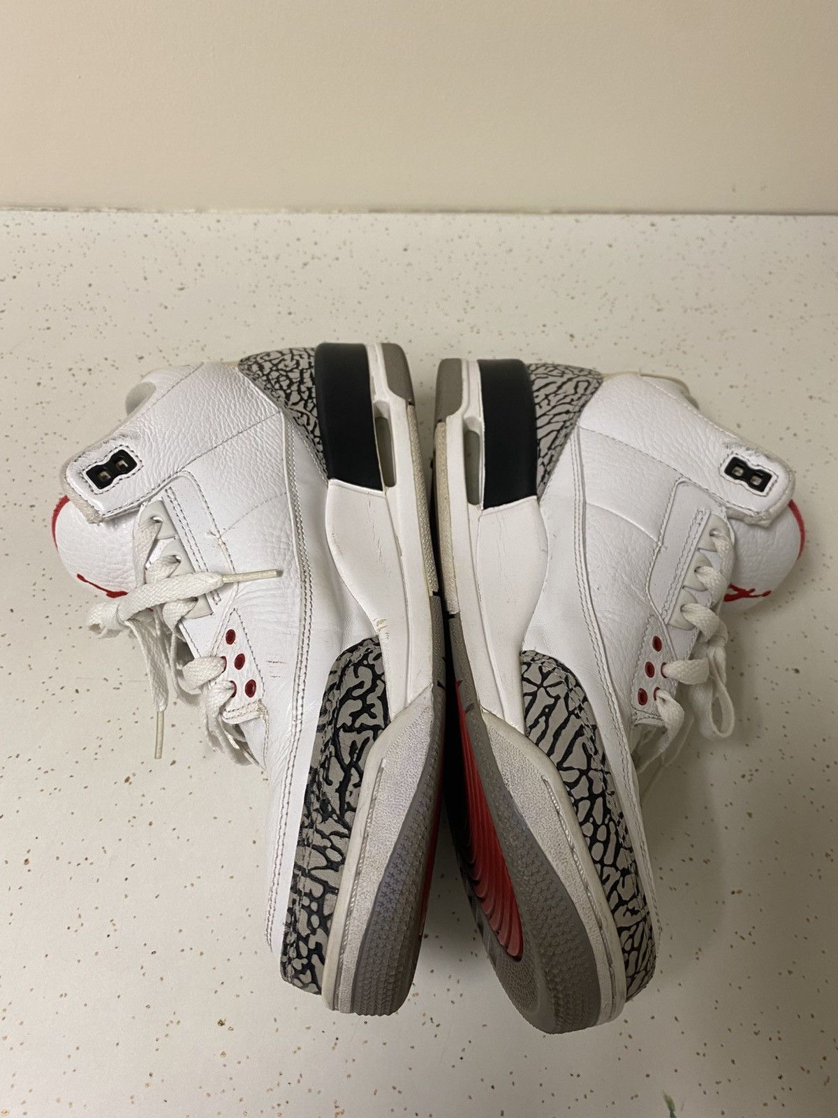 Jordan Brand Air Jordan Retro 3 2010 White Cement Nike Sneakers Shies Y2K Size US 10 / EU 43 - 8 Thumbnail