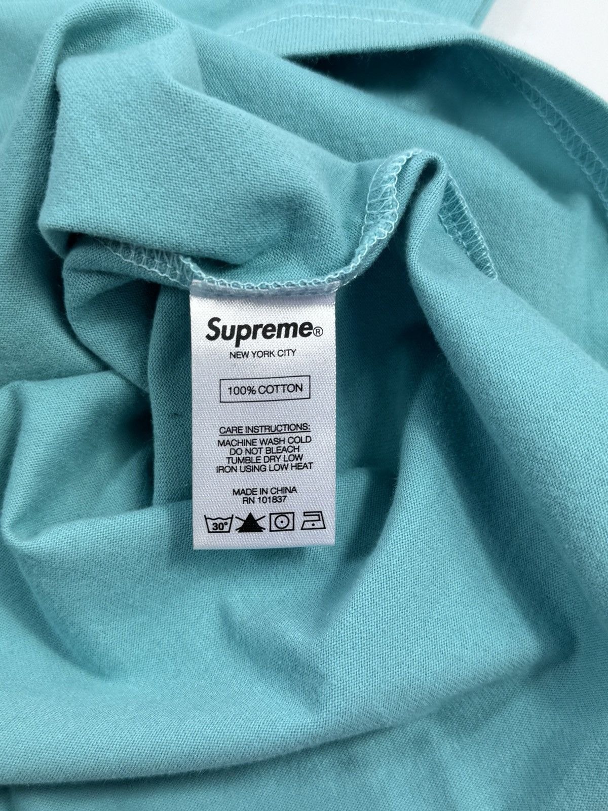 Supreme LOGO PRINT T-SHIRT Size US S / EU 44-46 / 1 - 4 Thumbnail