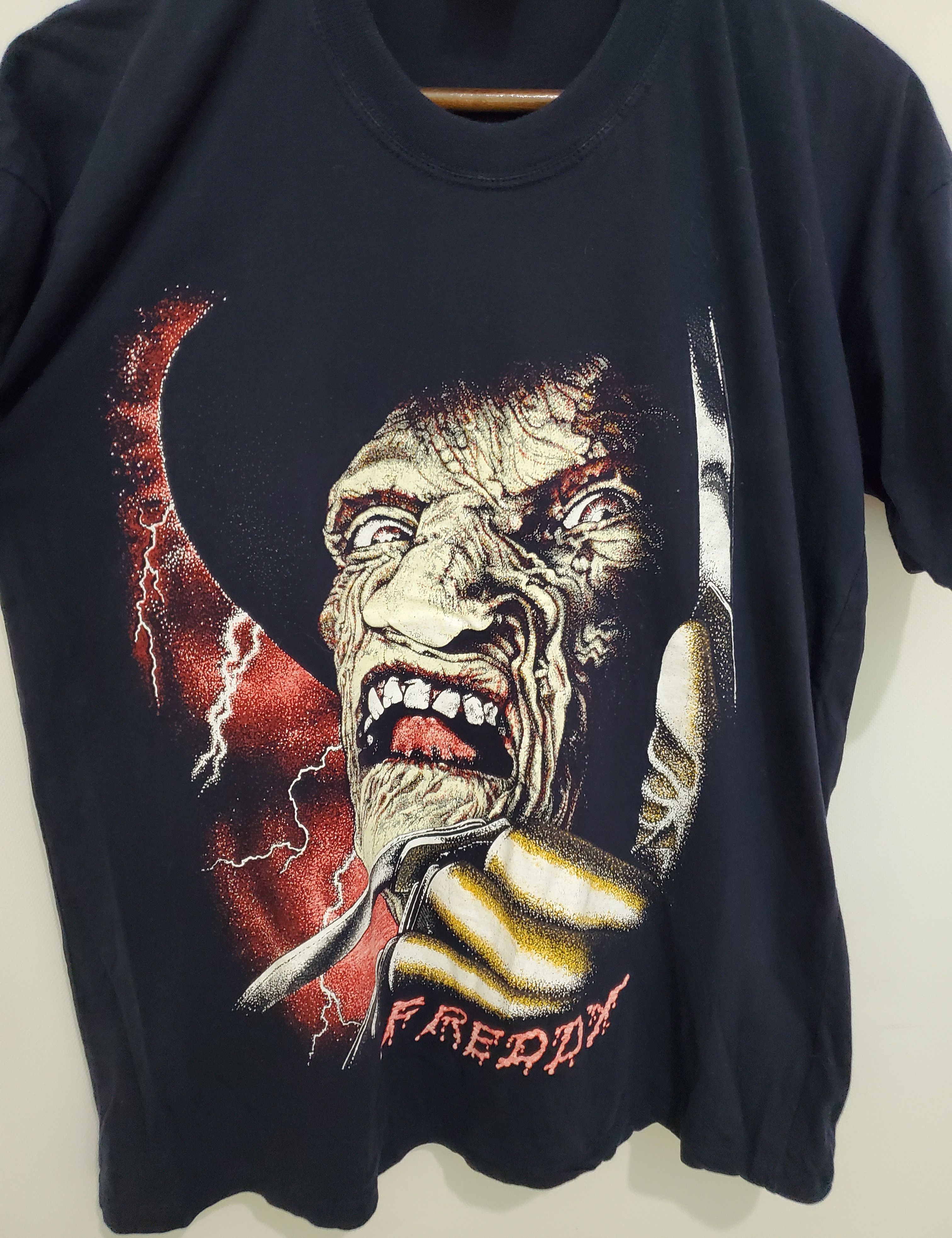 Vintage Vintage Freddy Krueger dream hunter Tshirt size M Size US M / EU 48-50 / 2 - 2 Thumbnail