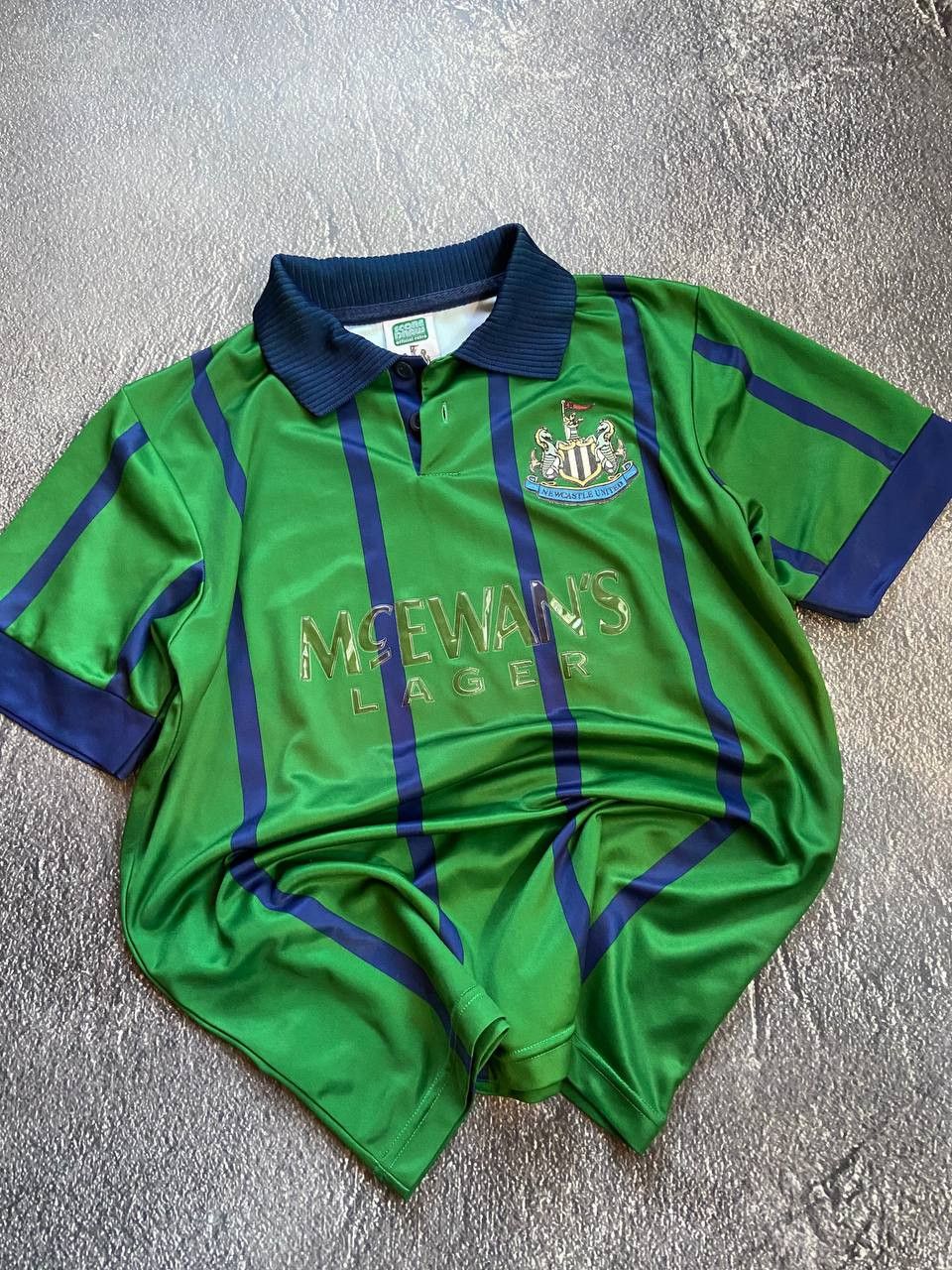 Vintage Vintage Score Draw Newcastle United 1994-1995 jersey Size US M / EU 48-50 / 2 - 1 Thumbnail