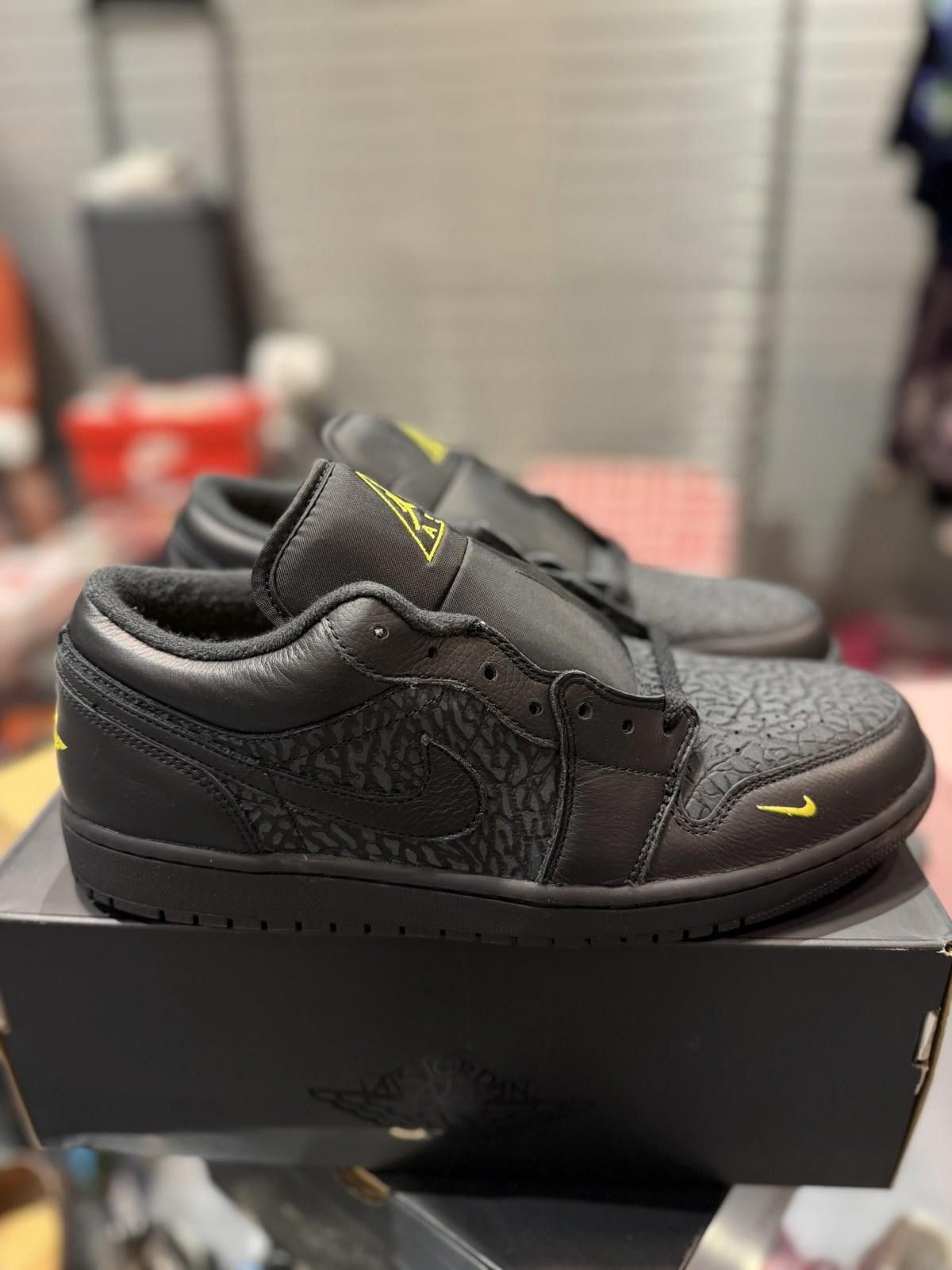 Jordan Brand Nike Air Jordan 1 Low SE "Black/Anthracite/Tour Yellow" 13 Size US 13 / EU 46 - 1 Thumbnail
