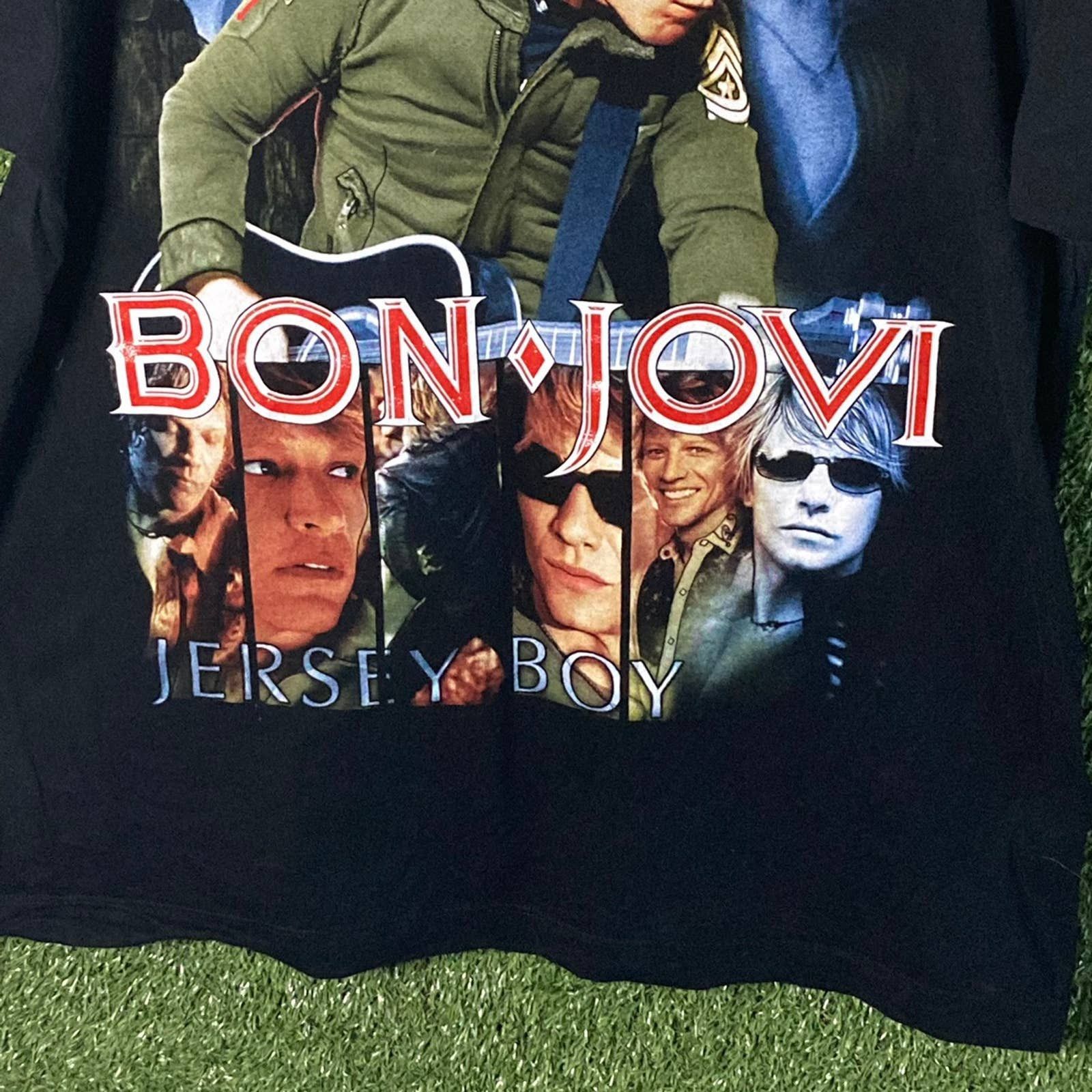 Band Tees 2000’s Bon Jovi SS Graphic T-shirt Black Medium Size US M / EU 48-50 / 2 - 3 Thumbnail