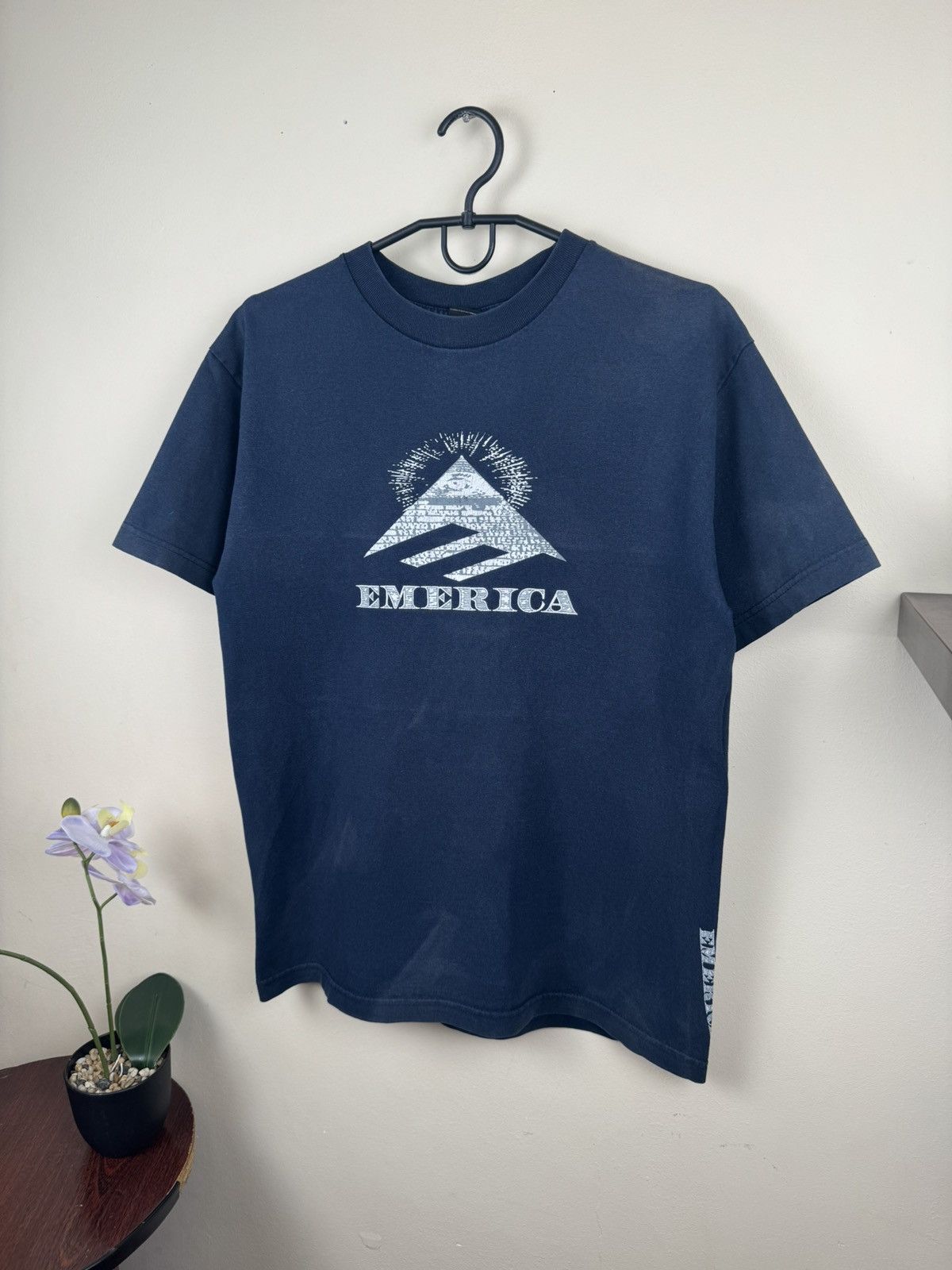 Emerica Vintage Emerica T shirt Skateboarding Mason Pyramide M Blue Size US M / EU 48-50 / 2 - 6 Thumbnail