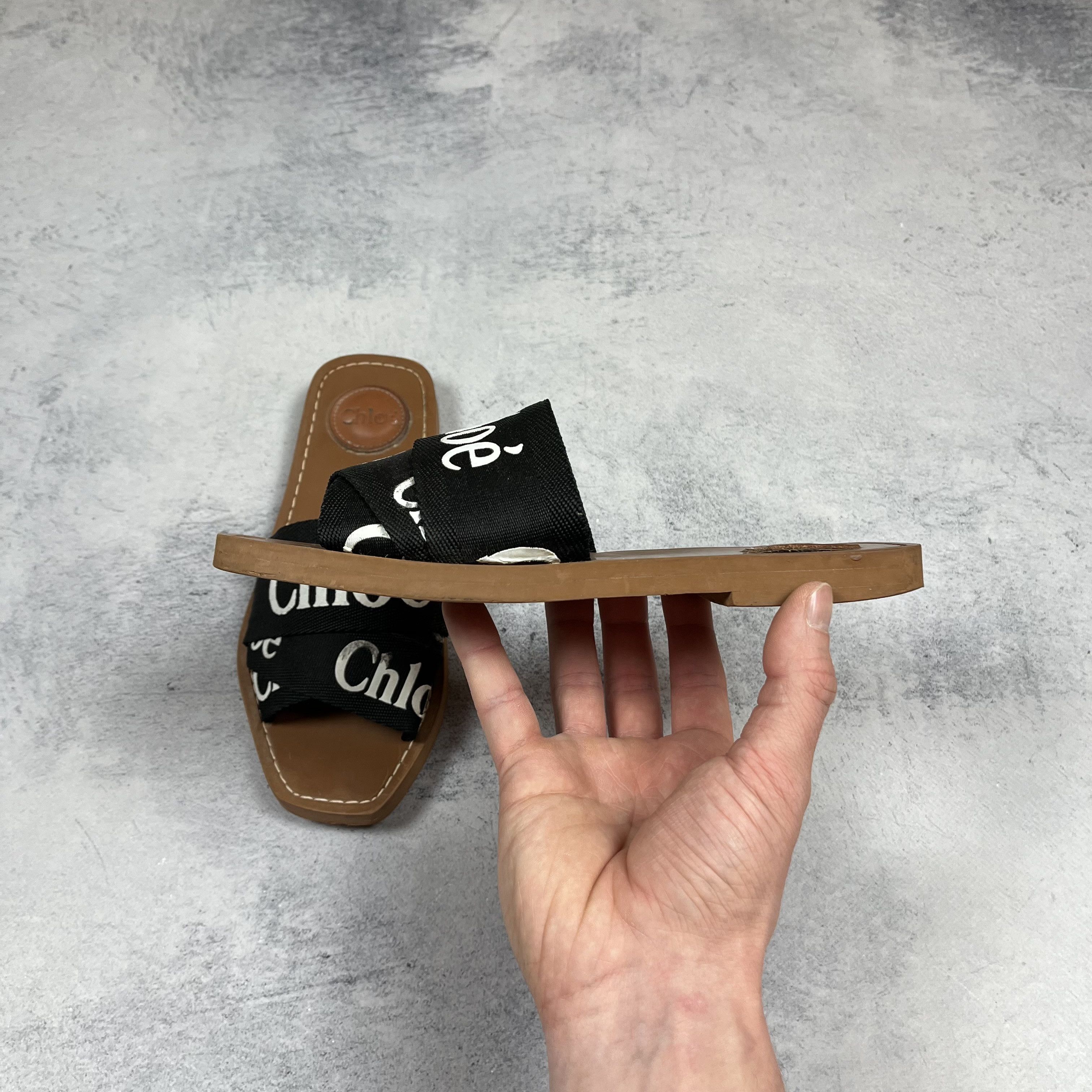 Chloe Ladies Chloe Woody Slide Flat Size 38 Size US 7.5 / IT 37.5 - 6 Thumbnail