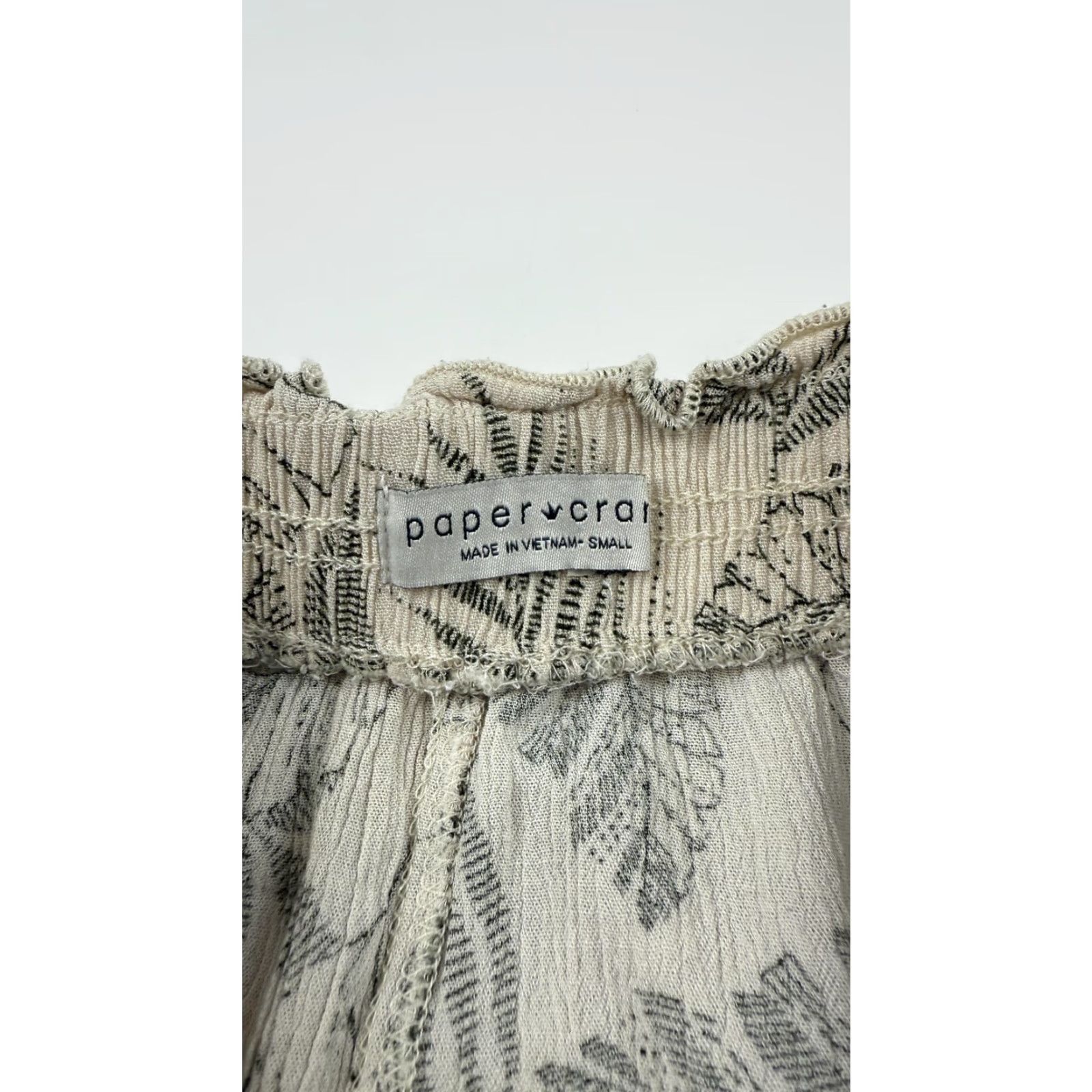 Vintage Paper Crane Skirt Womens Small Cream Black Leaf Print Ruffle Boho Summer Rayon Size 28" / US 6 / IT 42 - 3 Thumbnail
