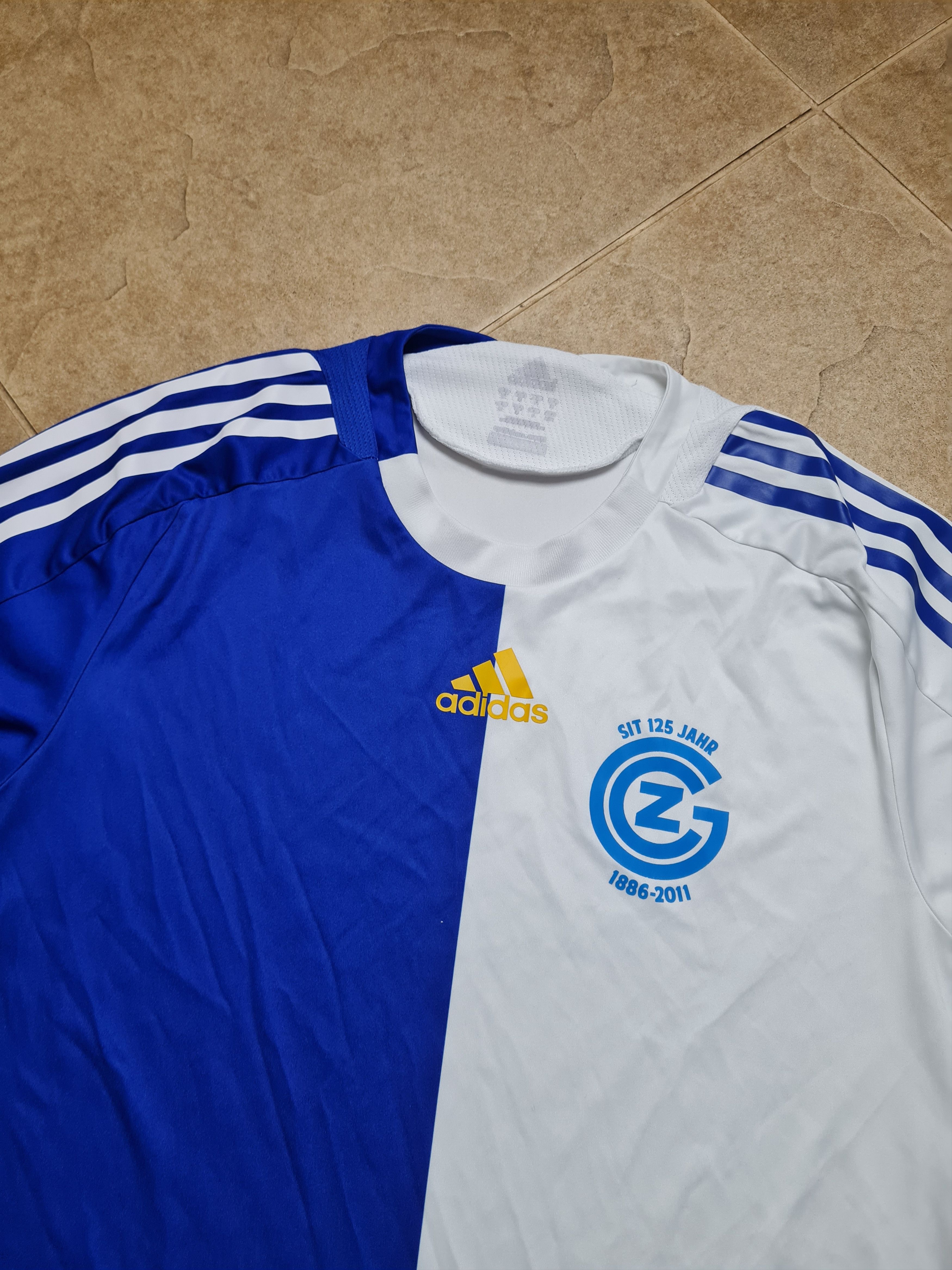 Adidas JERSEY GRASSHOPPER 2008/09 HOME SOCCER SHIRT ADIDAS 096004 Size US M / EU 48-50 / 2 - 2 Thumbnail