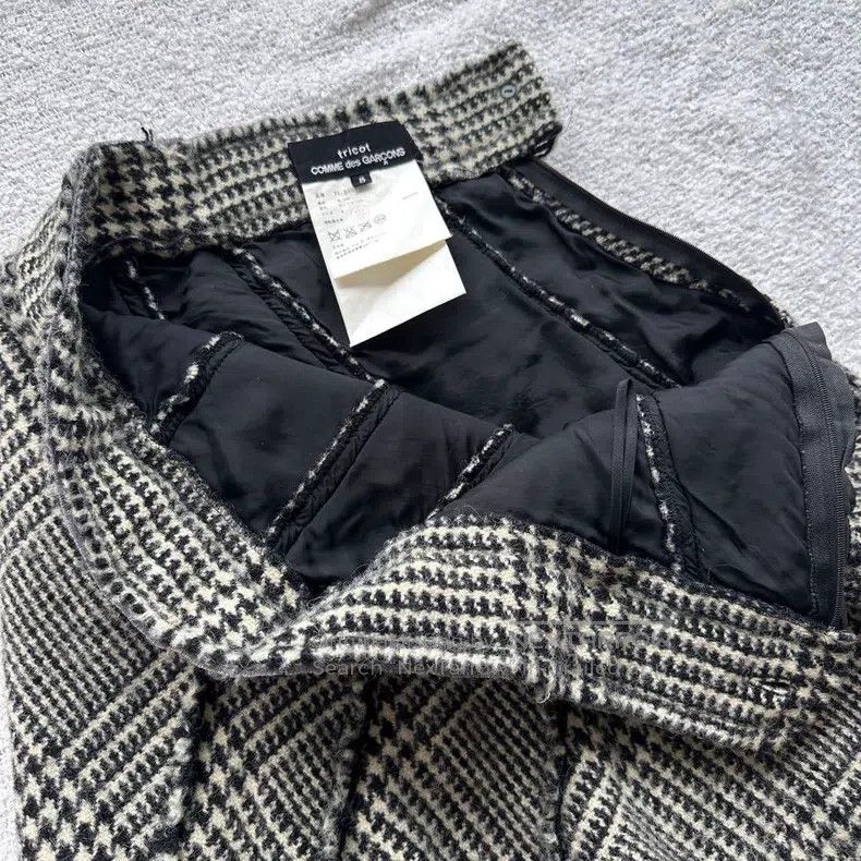 Comme des Garcons Comme des Garcons Size S Plaid Skirt Size 25" / US 0 / IT 36 - 6 Thumbnail