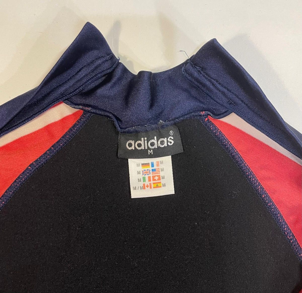 Adidas Adidas 90s jumpsuit vintage sportswear retro tracksuit Size US 36 / EU 52 - 5 Thumbnail