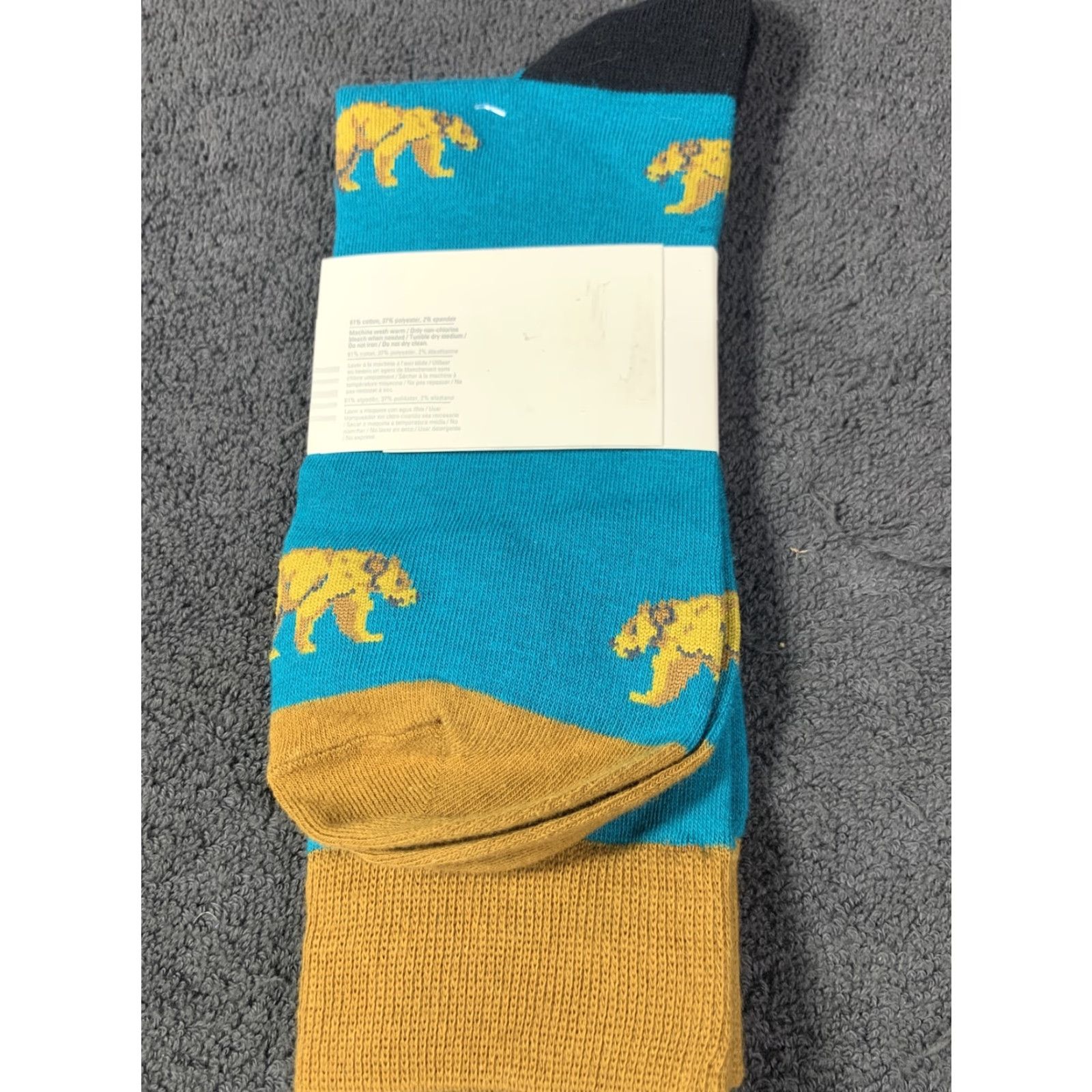 Old Navy Old Navy Mens Socks Crew Mid Calf One Size Blue Brown Bear Print All Seasons Lightweight Walking Department Men Size ONE SIZE - 4 Thumbnail
