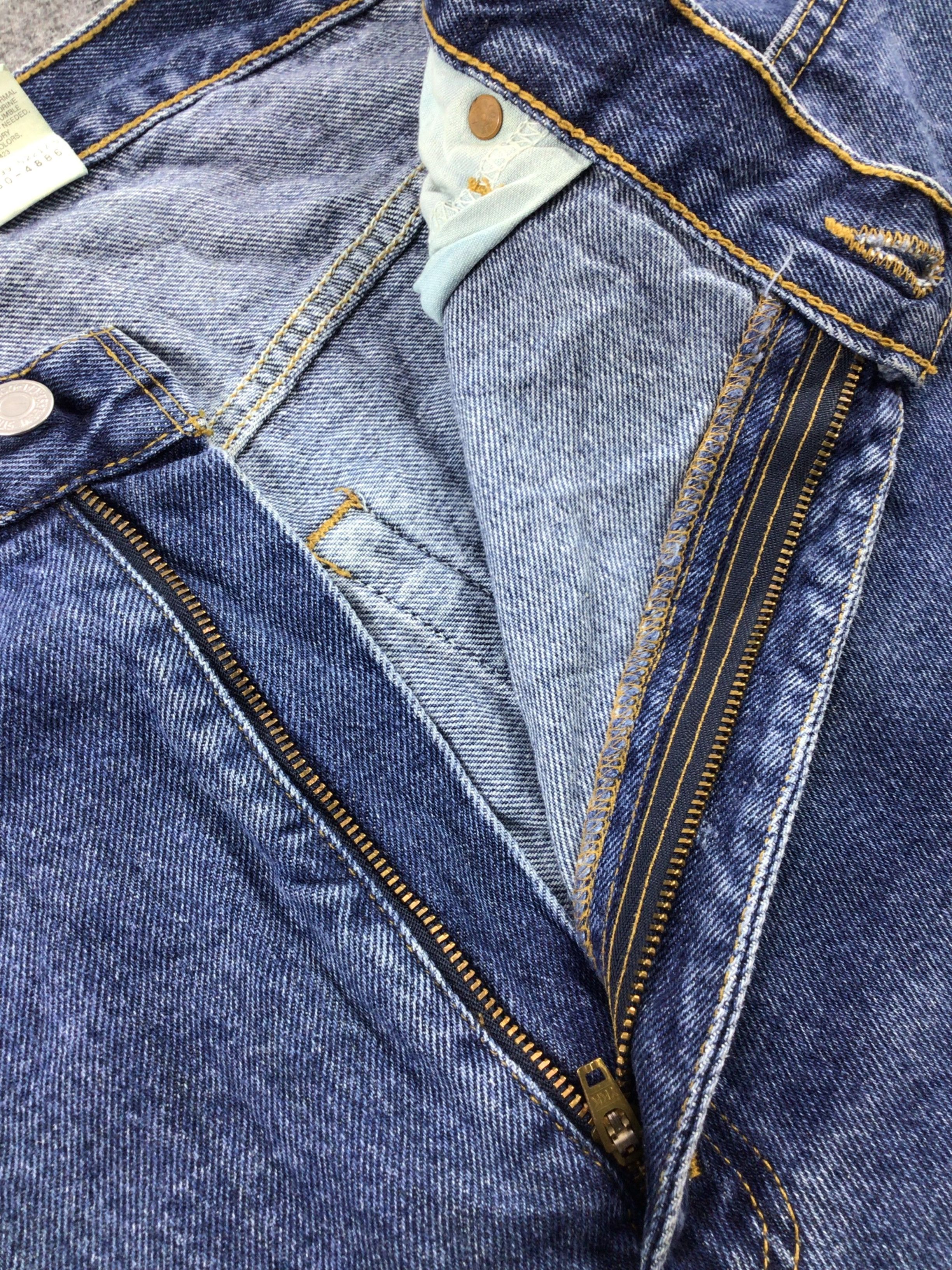 Levi's Vintage Levis 560 Loose Fit Jeans-J885 Size US 37 - 8 Thumbnail